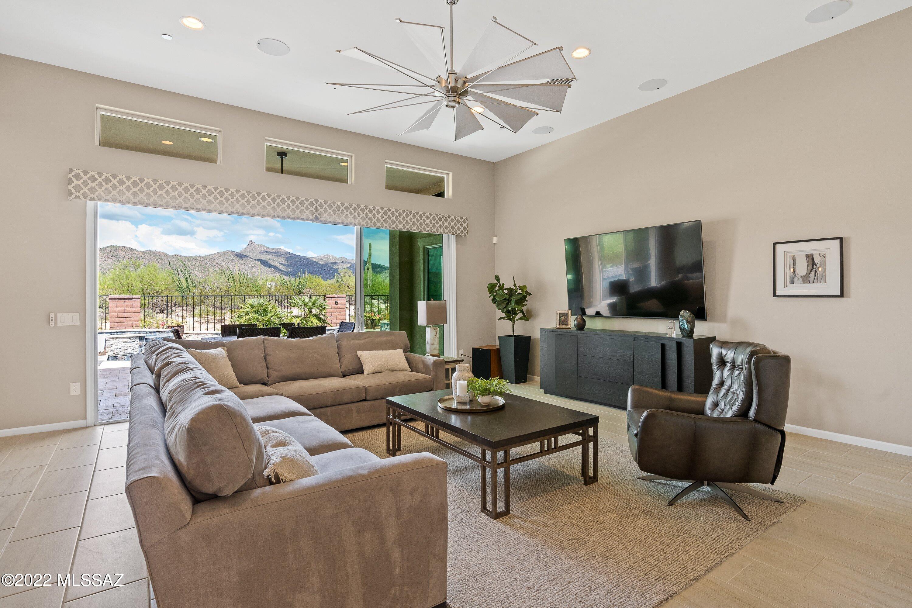 Blue Agave At Dove Mountain - Residential
