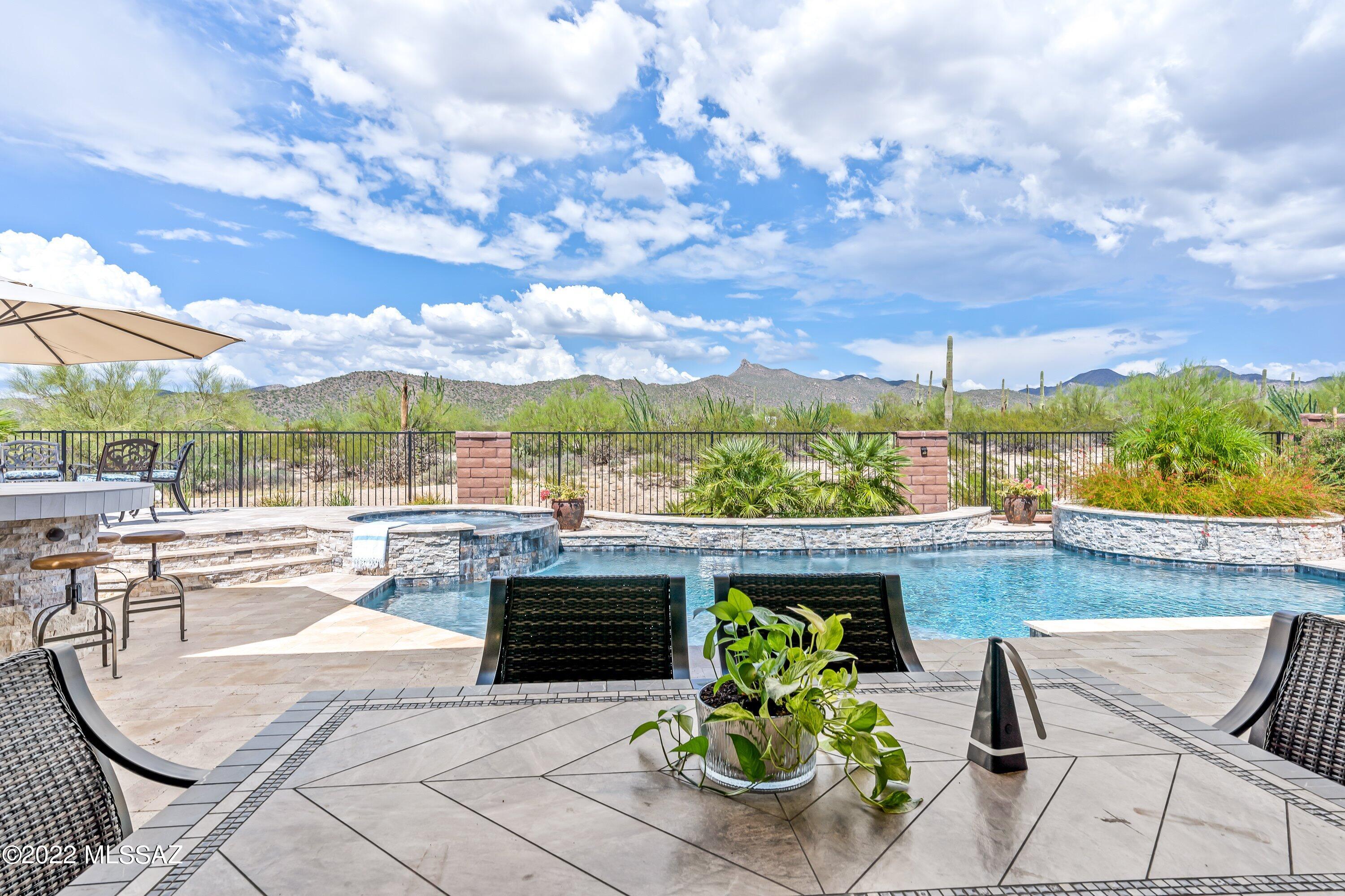 Blue Agave At Dove Mountain - Residential