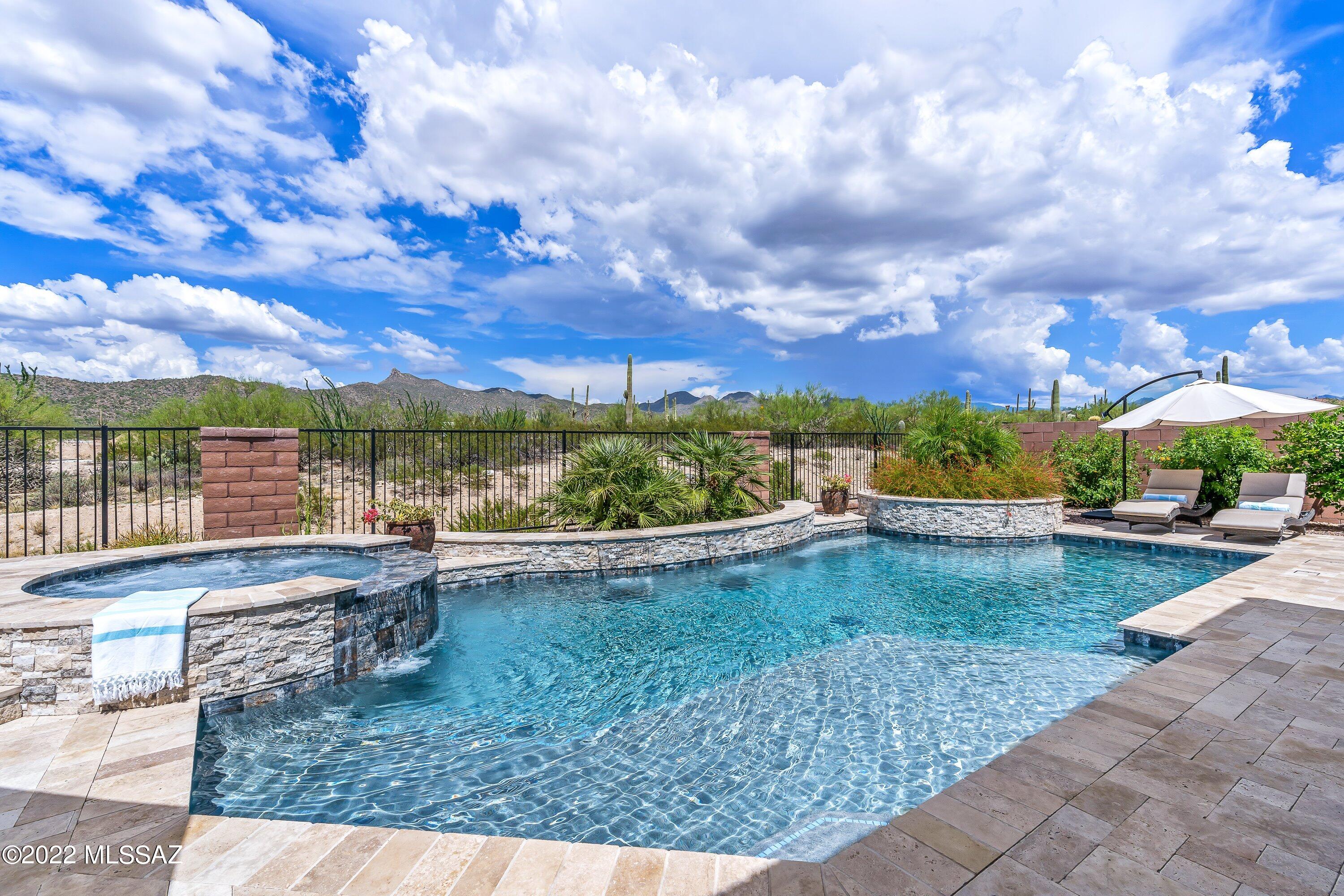 Blue Agave At Dove Mountain - Residential