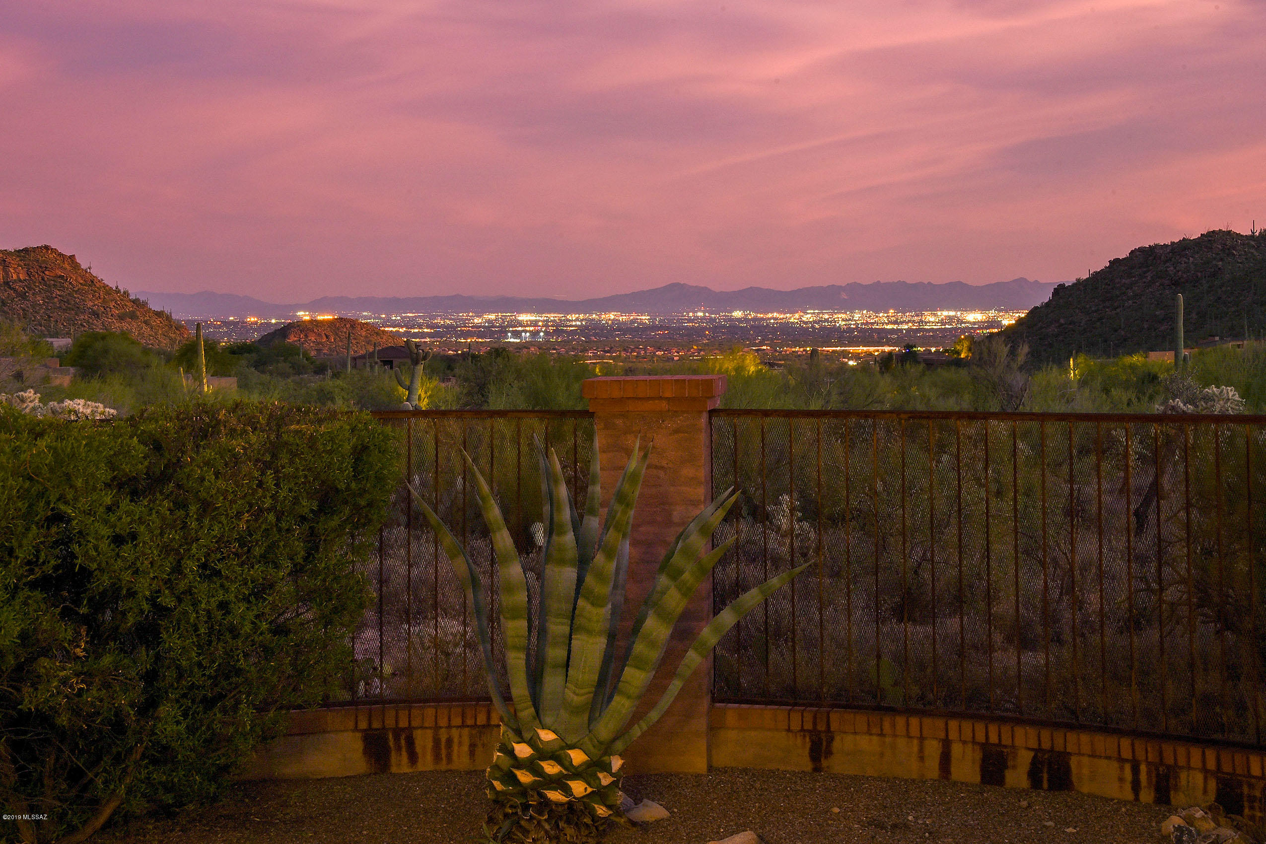 Canyon Pass At Dove Mountain - Residential