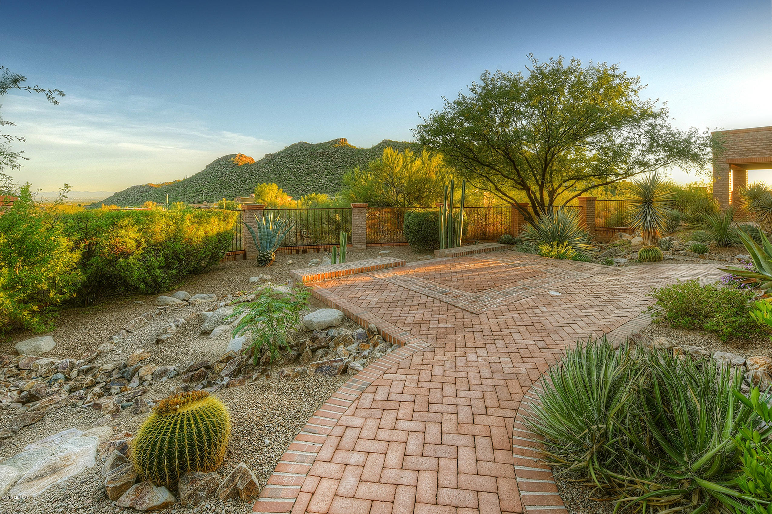 Canyon Pass At Dove Mountain - Residential