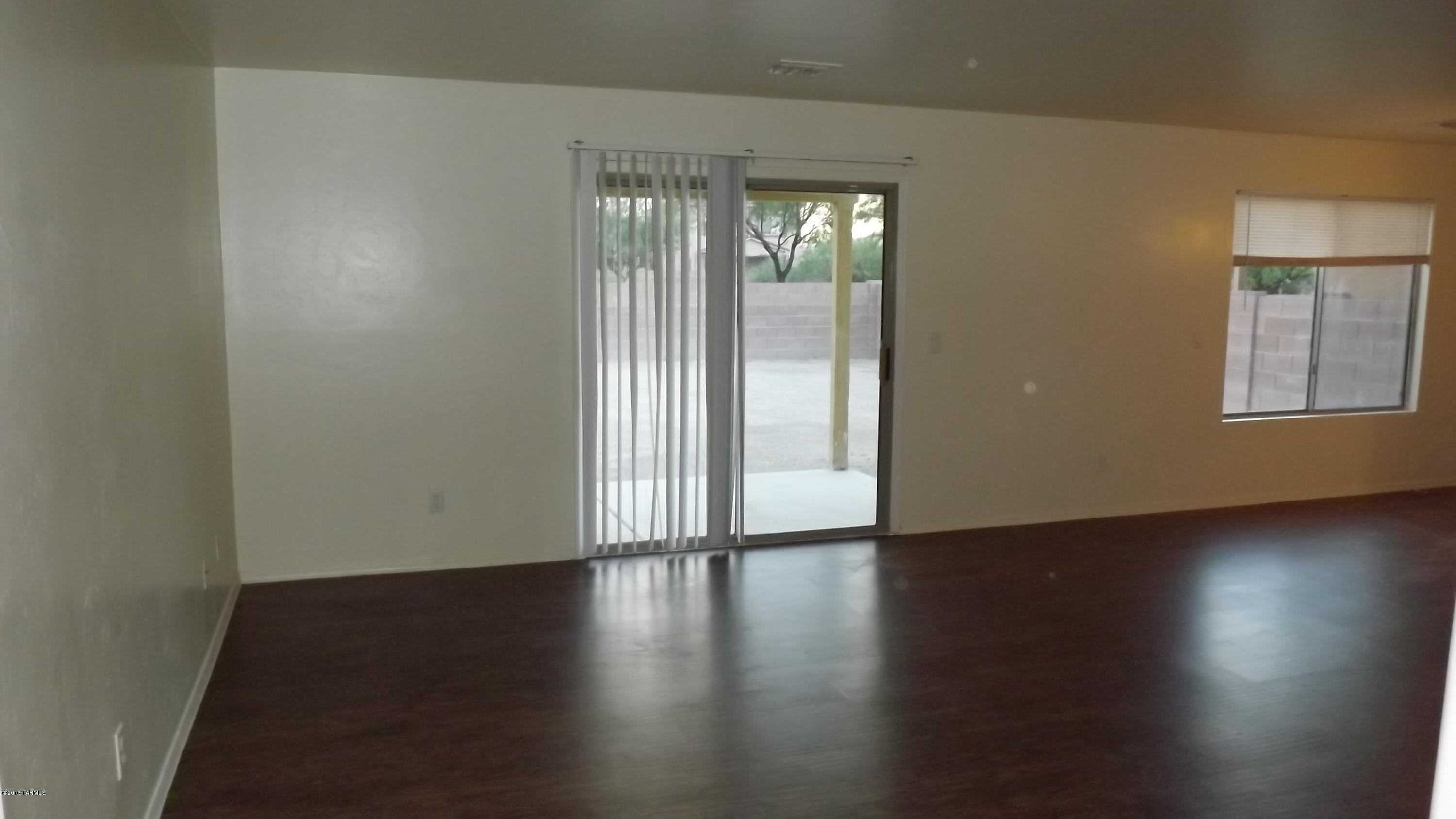 Valencia Reserve South (1-315) - Residential Lease