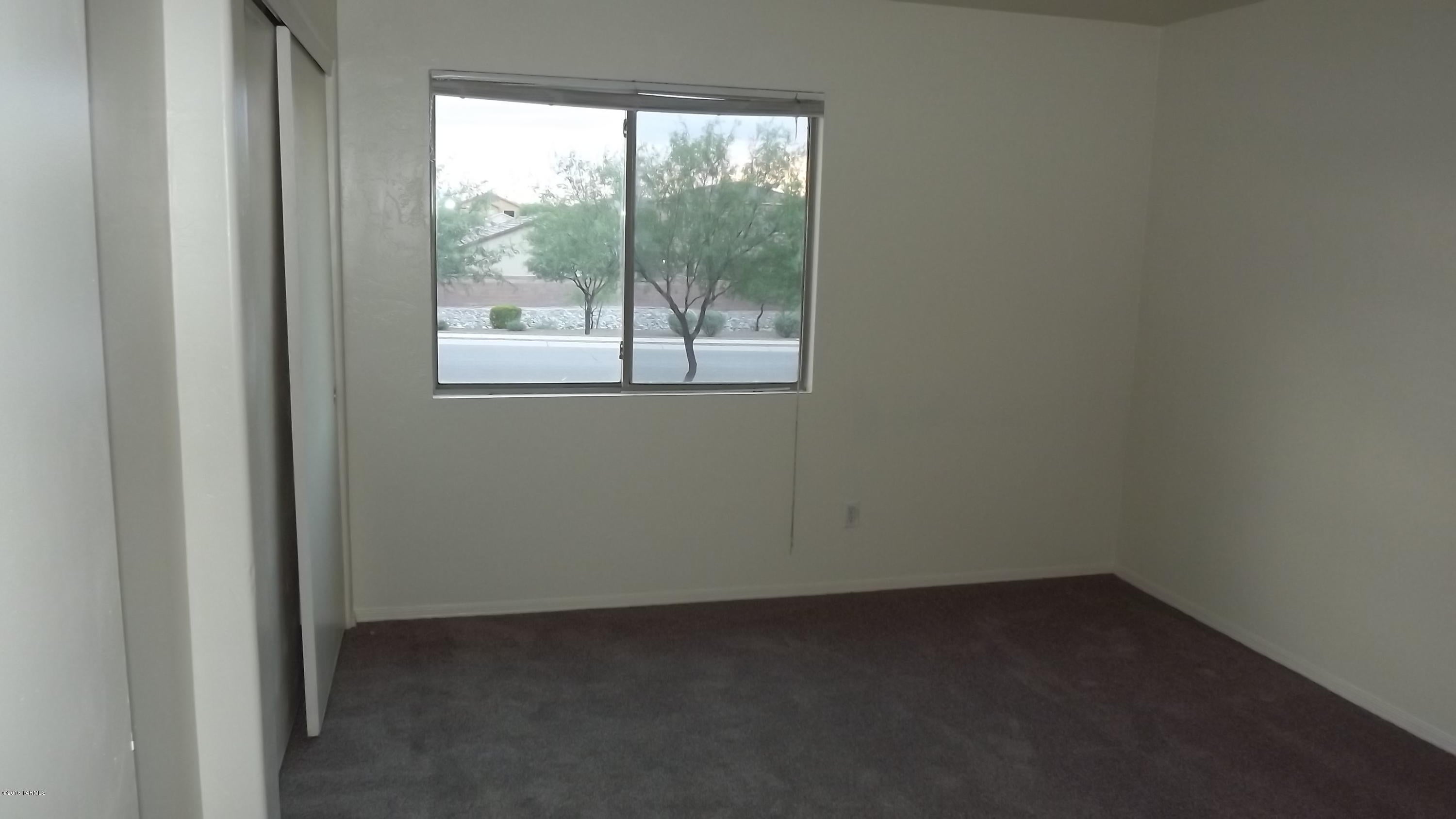 Valencia Reserve South (1-315) - Residential Lease