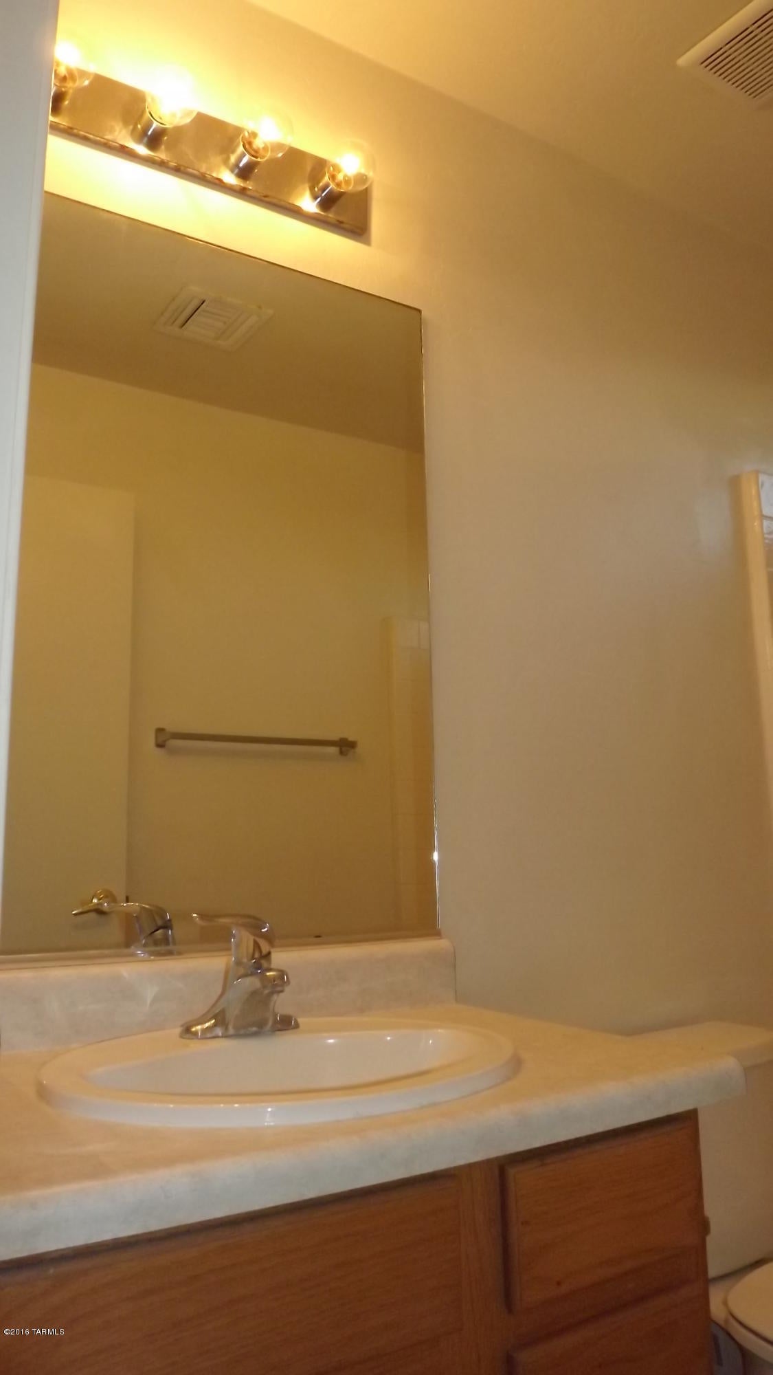 Valencia Reserve South (1-315) - Residential Lease