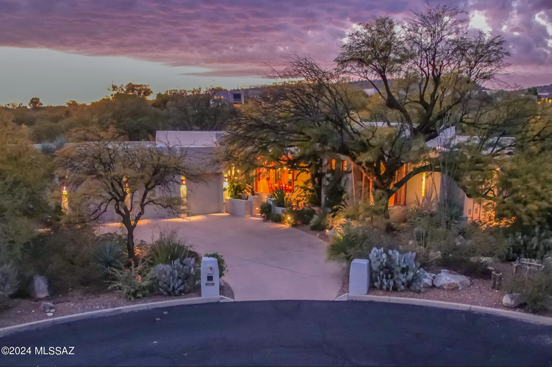 Whaleback Ridge Estates at Ventana Canyon (1-30) - Residential