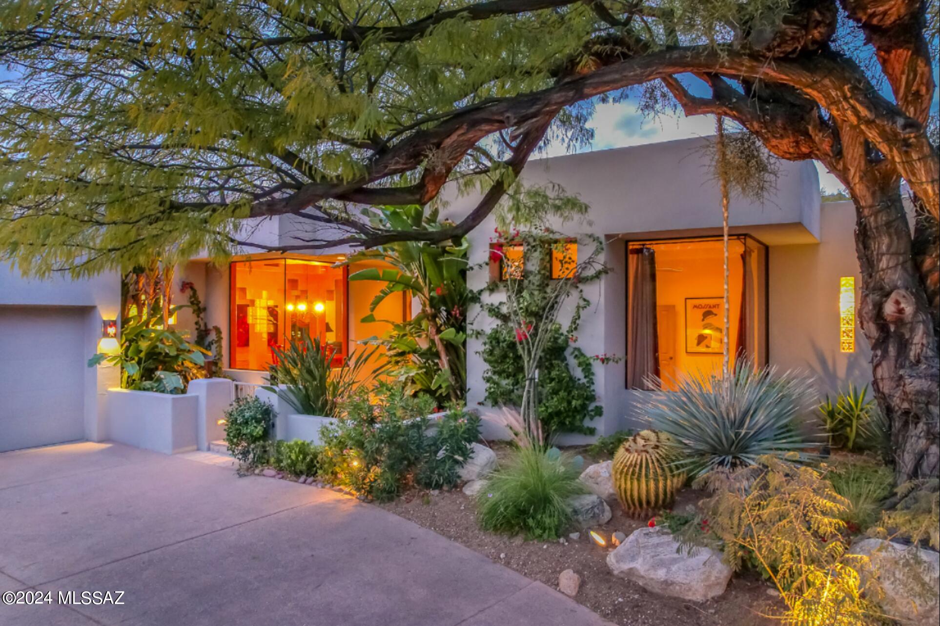 Whaleback Ridge Estates at Ventana Canyon (1-30) - Residential