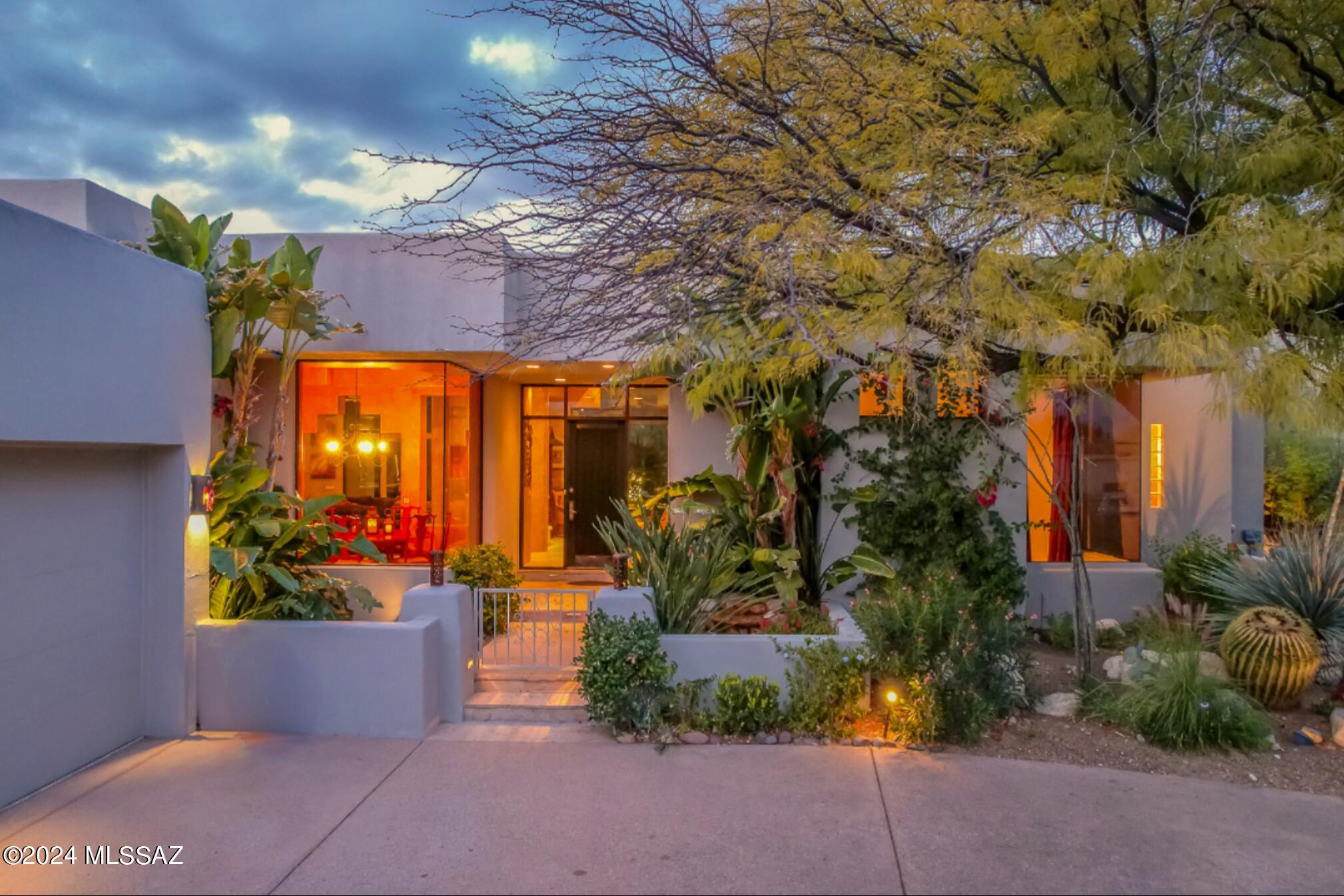 Whaleback Ridge Estates at Ventana Canyon (1-30) - Residential