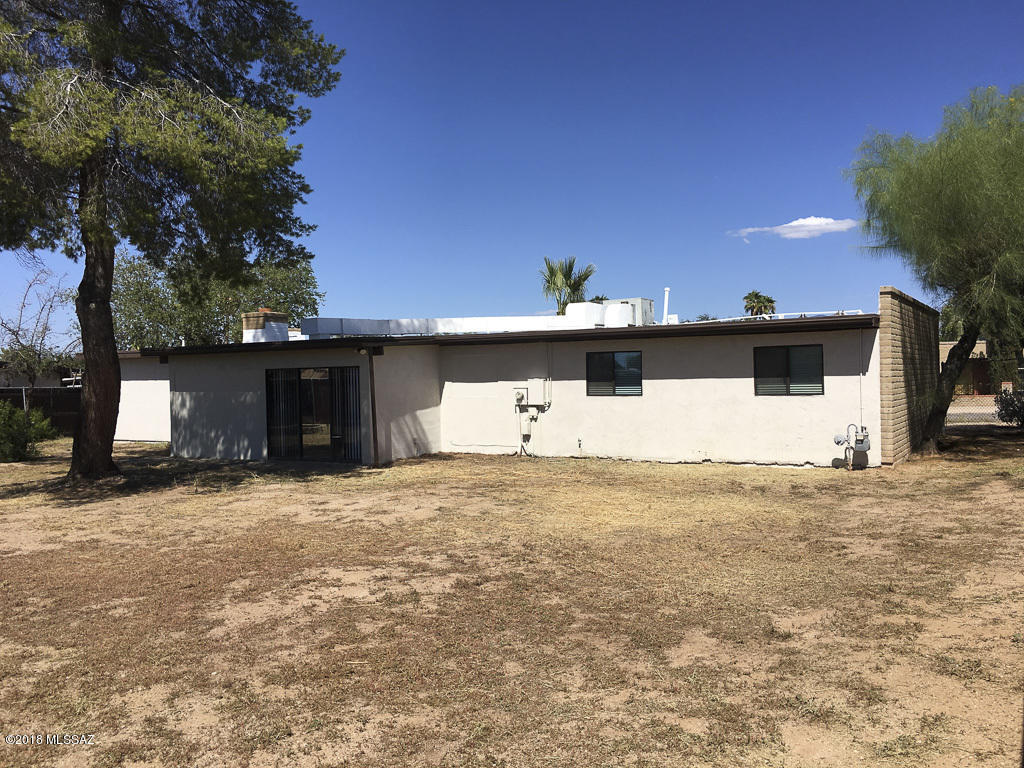 Valley View East NO. 5 (1-344) - Residential Lease