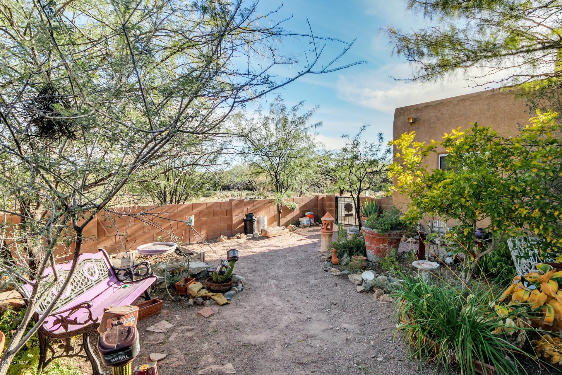 New Tucson Unit NO. 27 - Residential