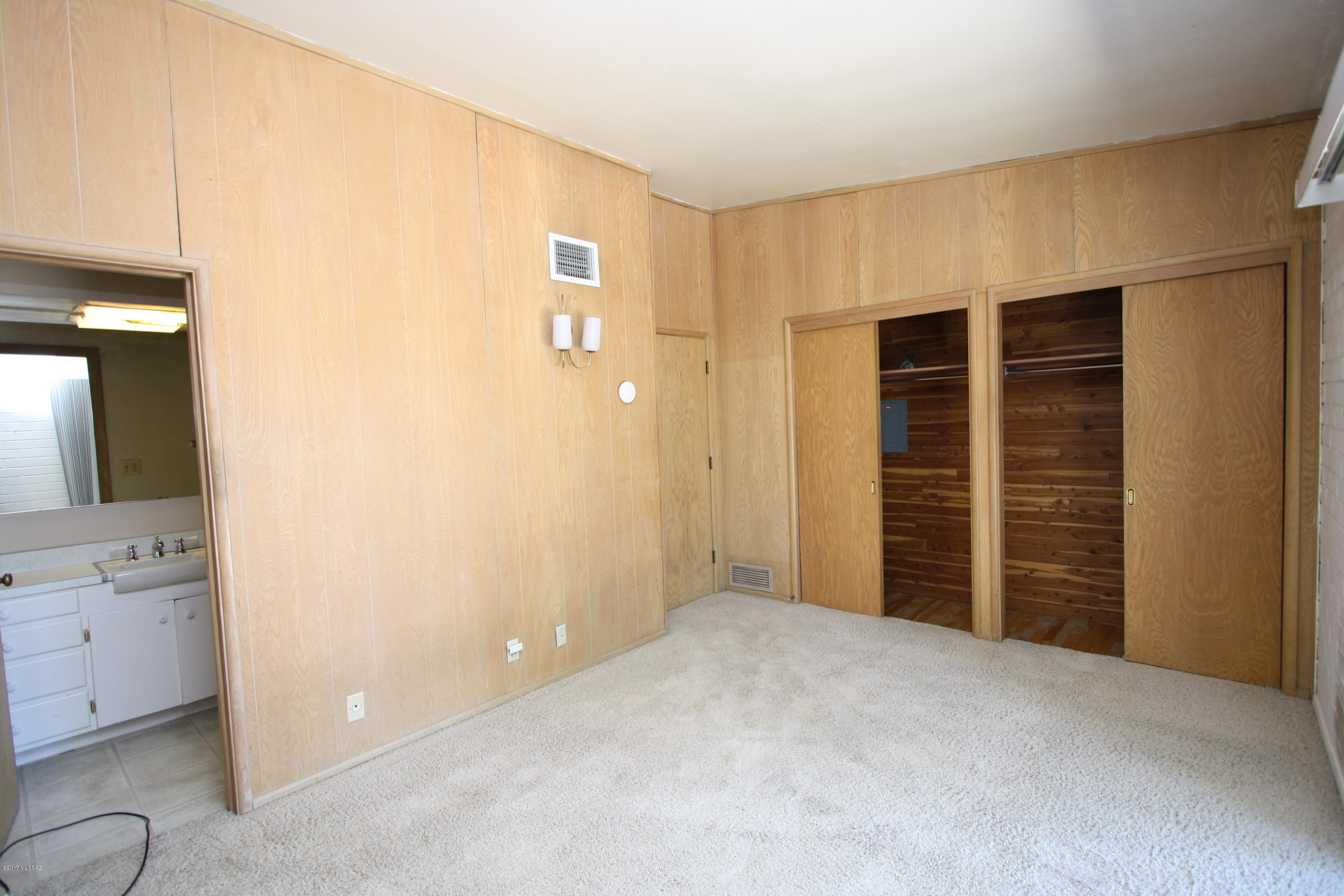 Unsubdivided - Residential Lease