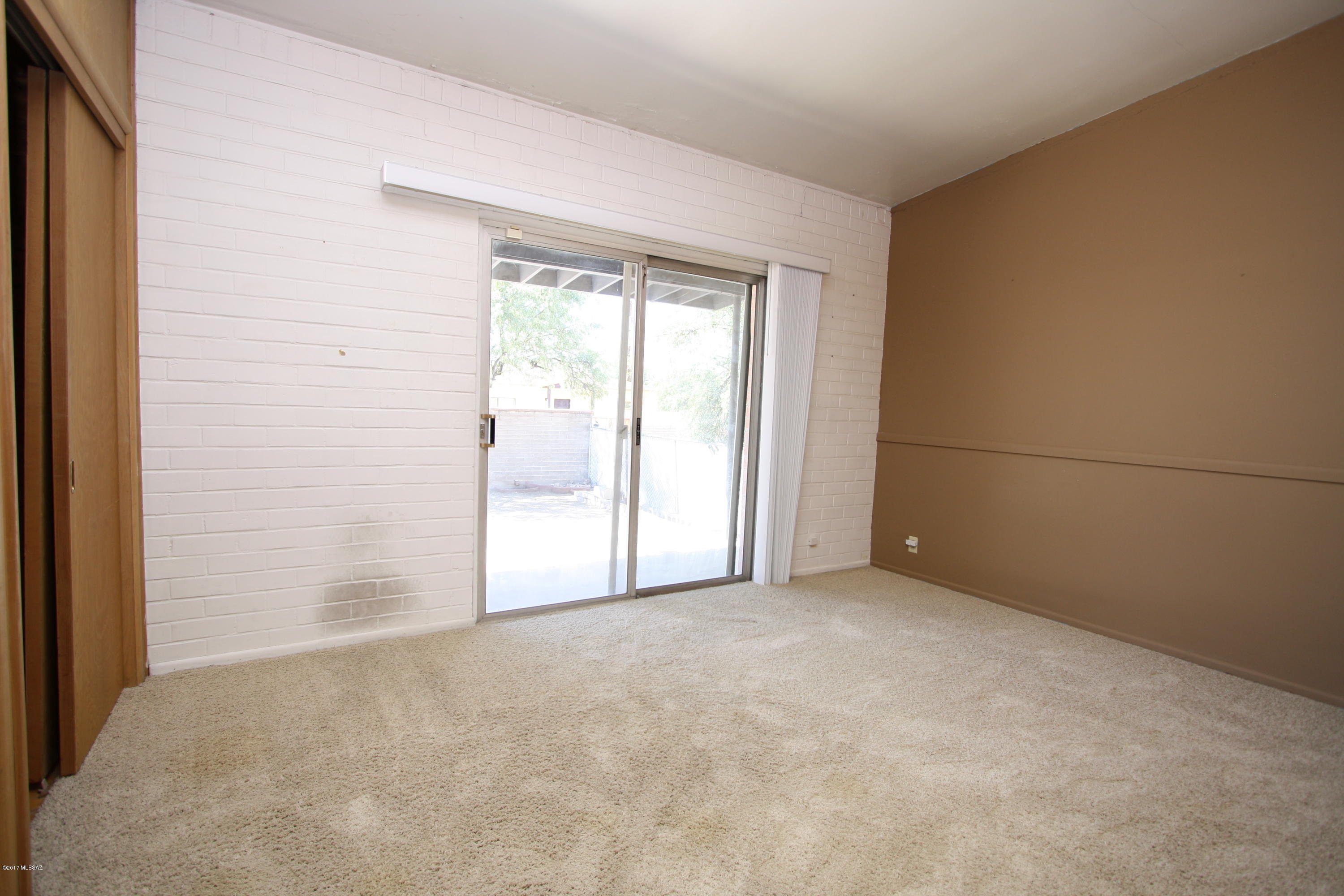 Unsubdivided - Residential Lease