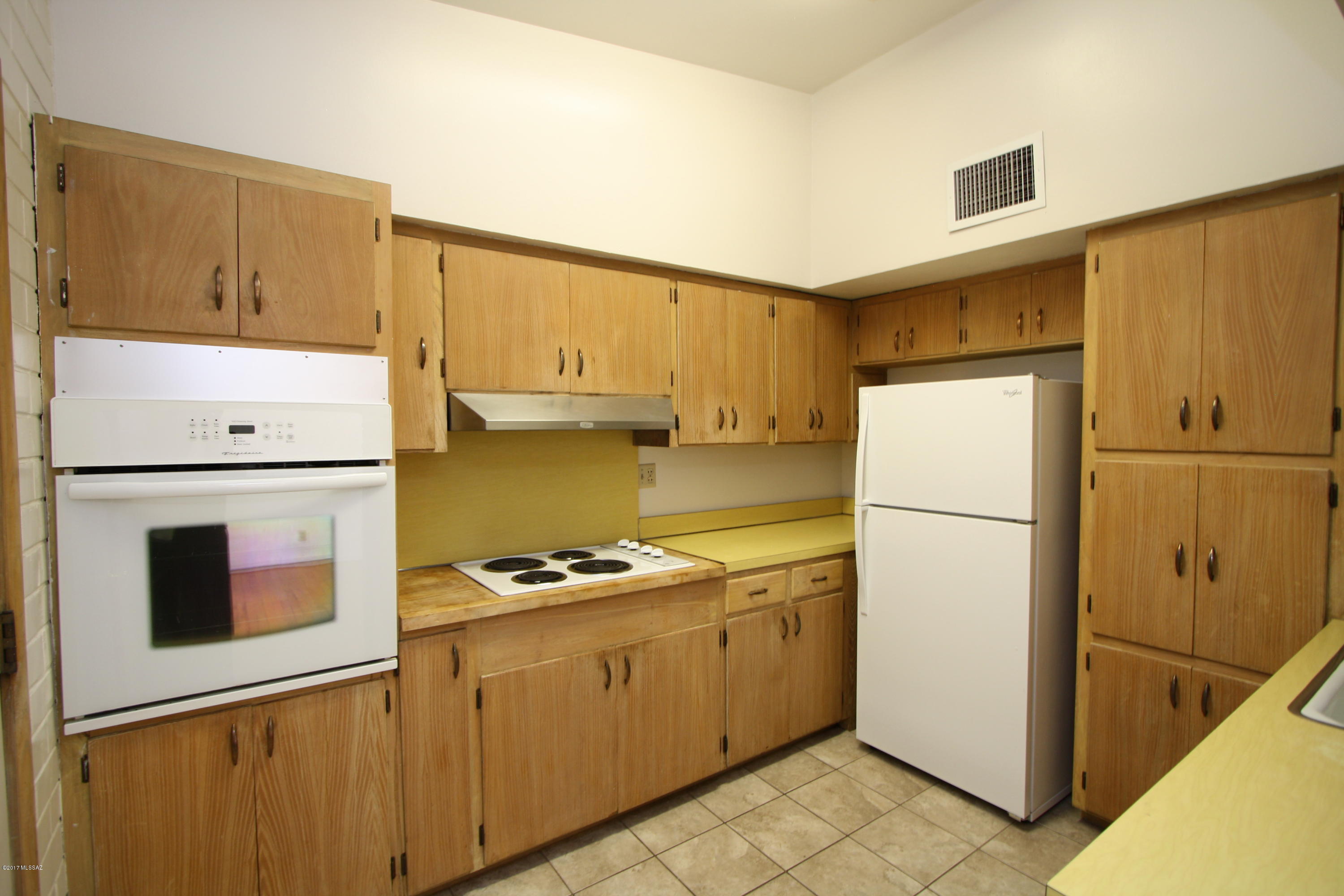 Unsubdivided - Residential Lease