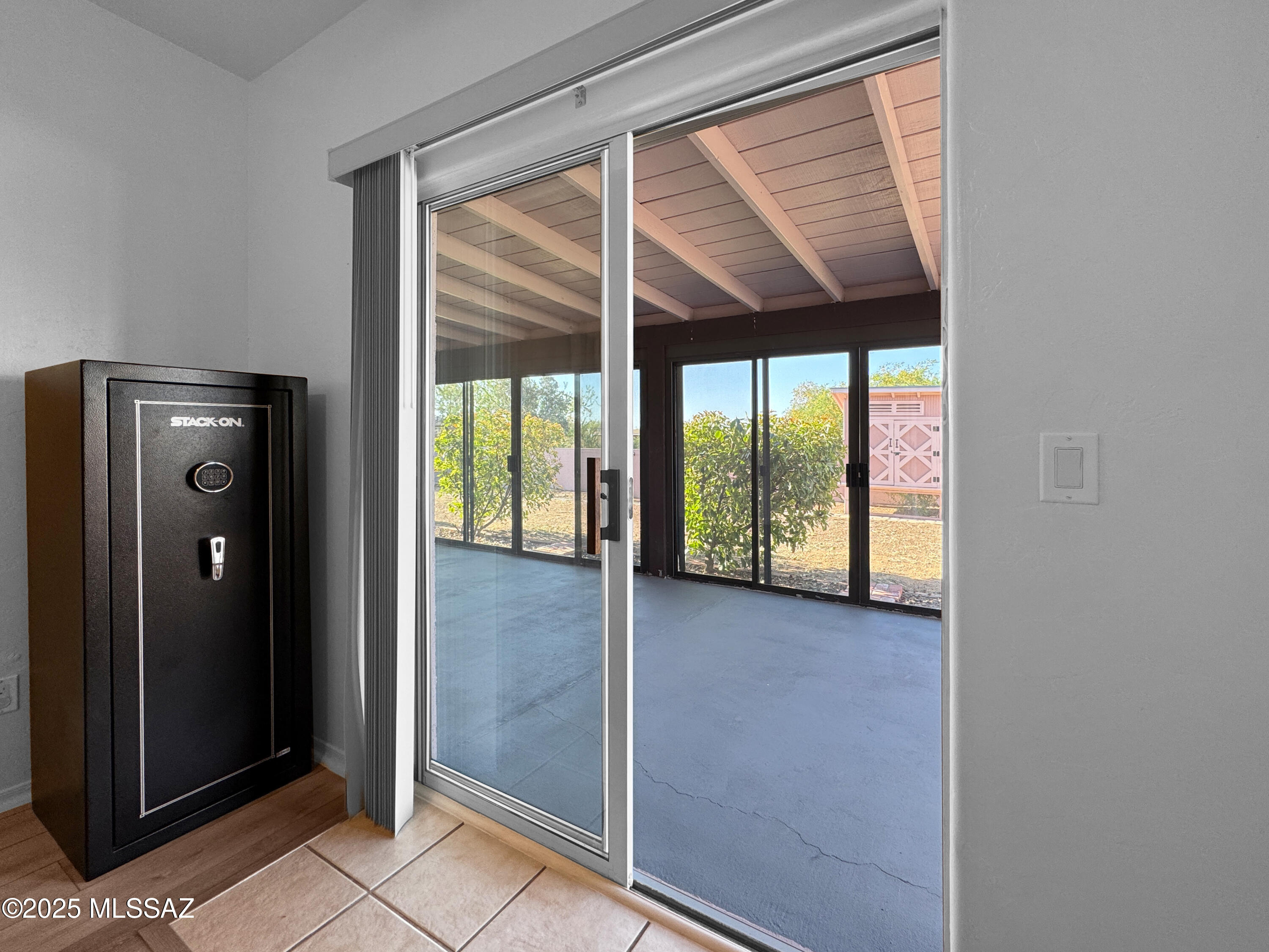 New Tucson Unit NO. 27 - Residential