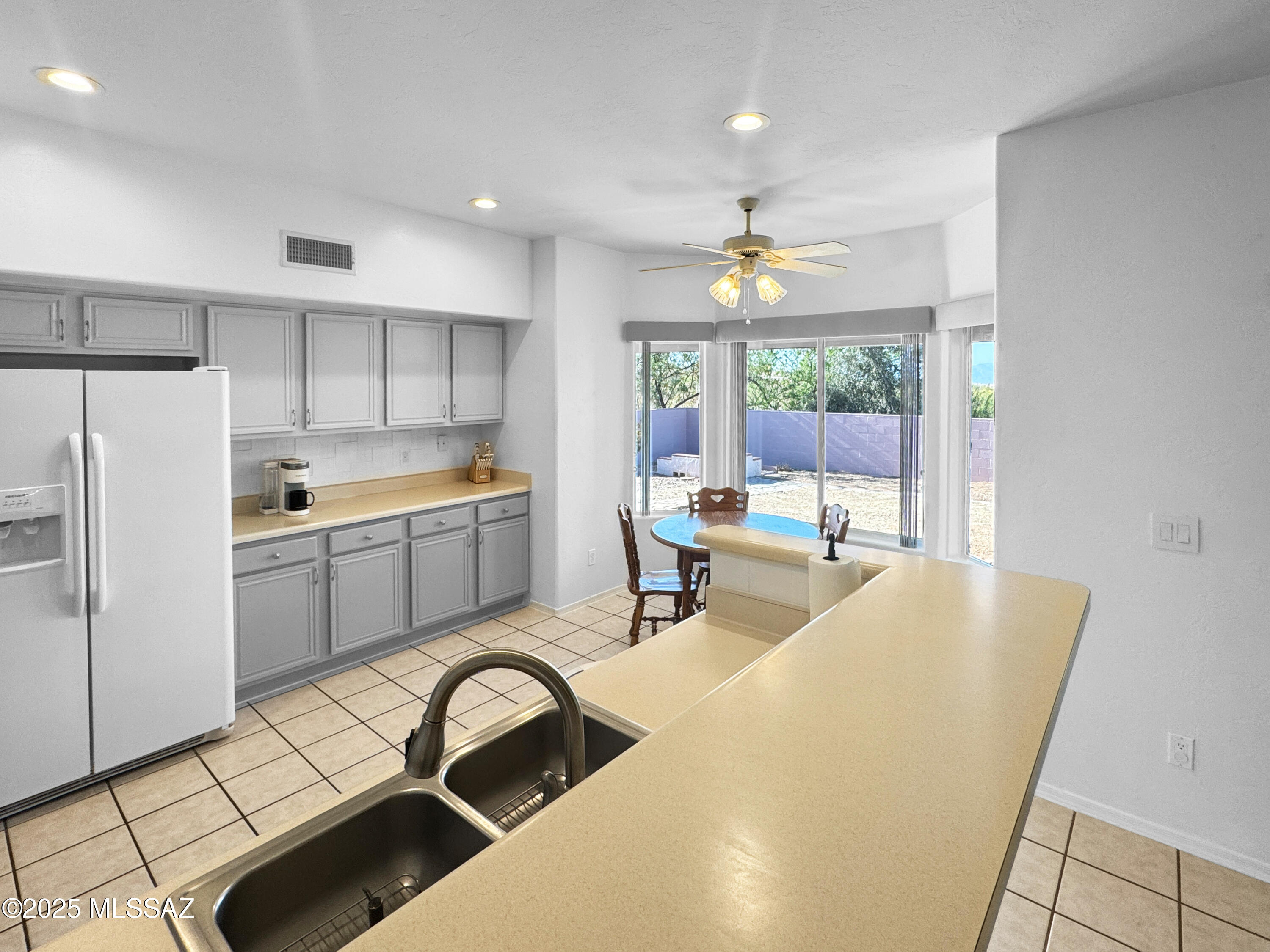New Tucson Unit NO. 27 - Residential