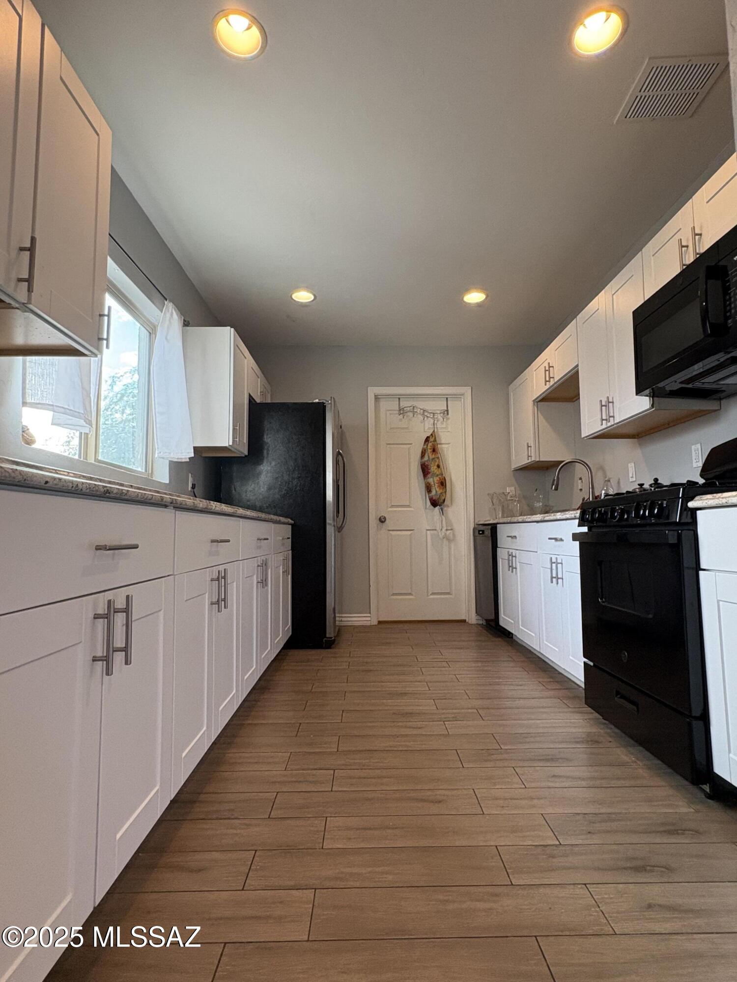 Country Club Park - Residential