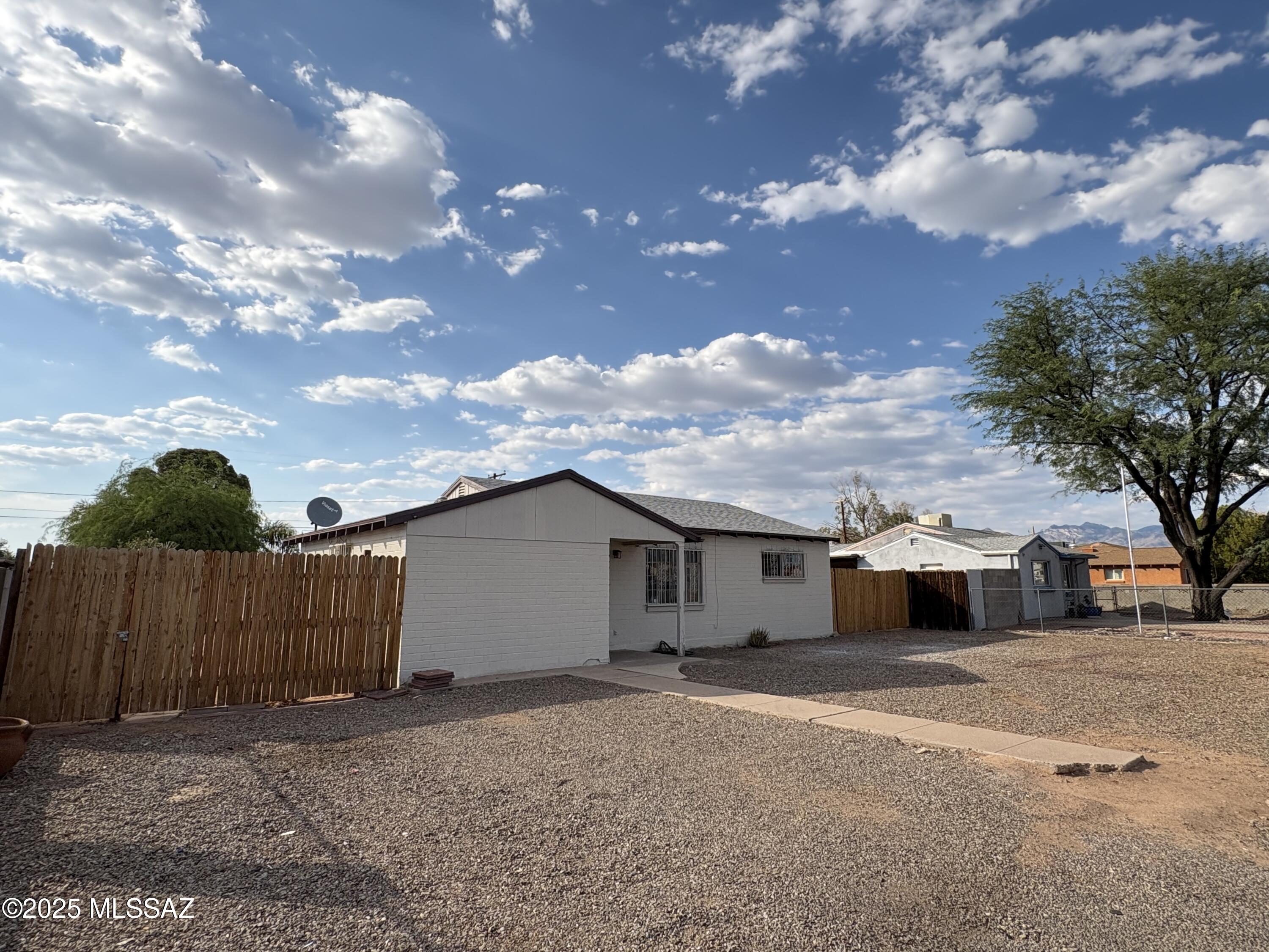 Country Club Park - Residential