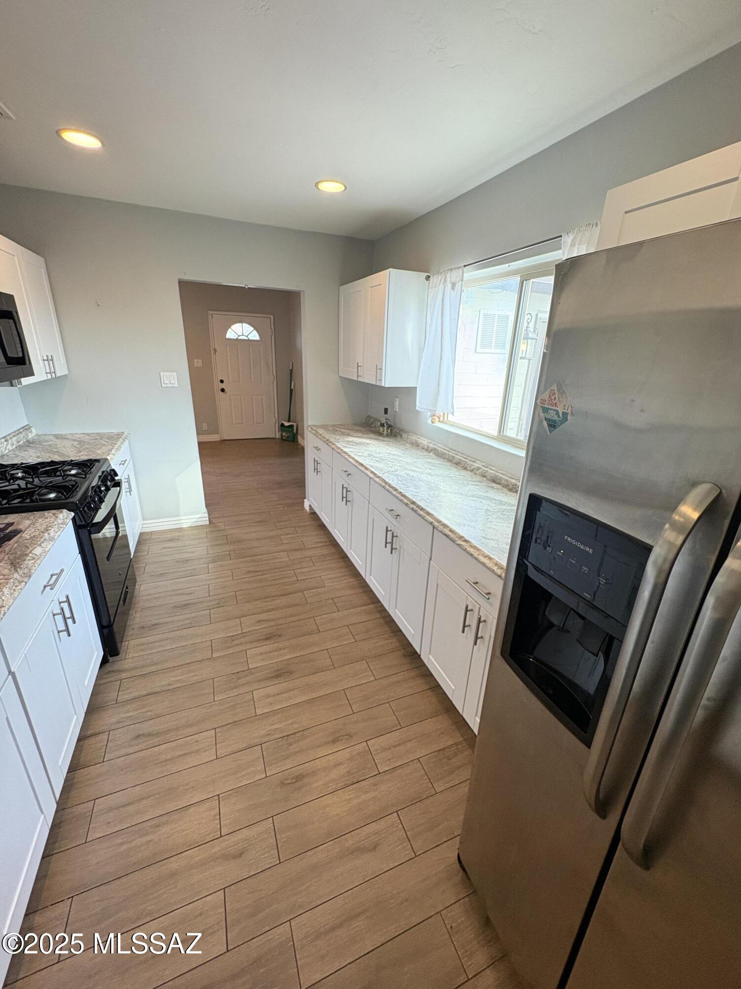 Country Club Park - Residential