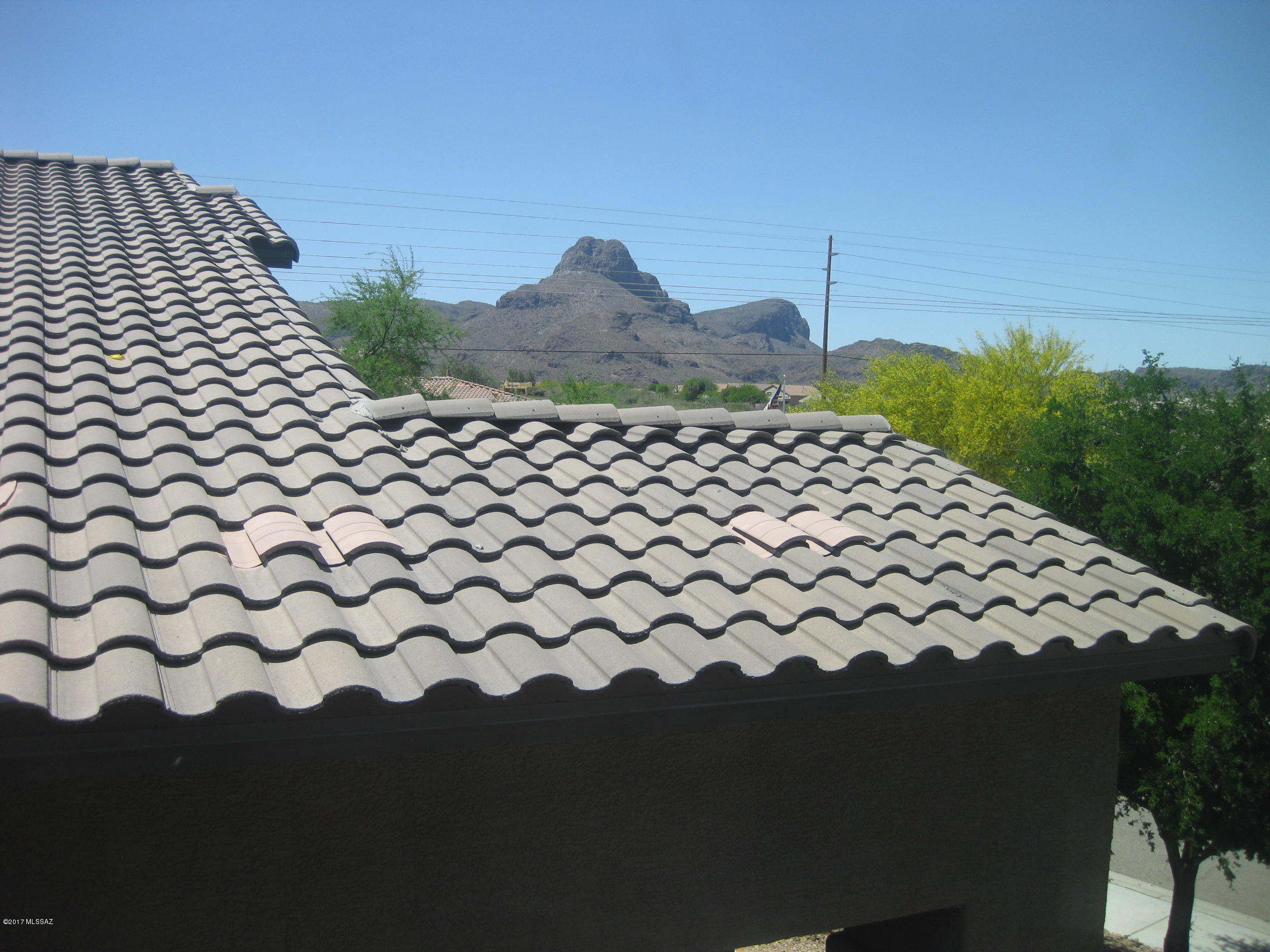 Continental Reserve Blks 17-19 (1-102) - Residential