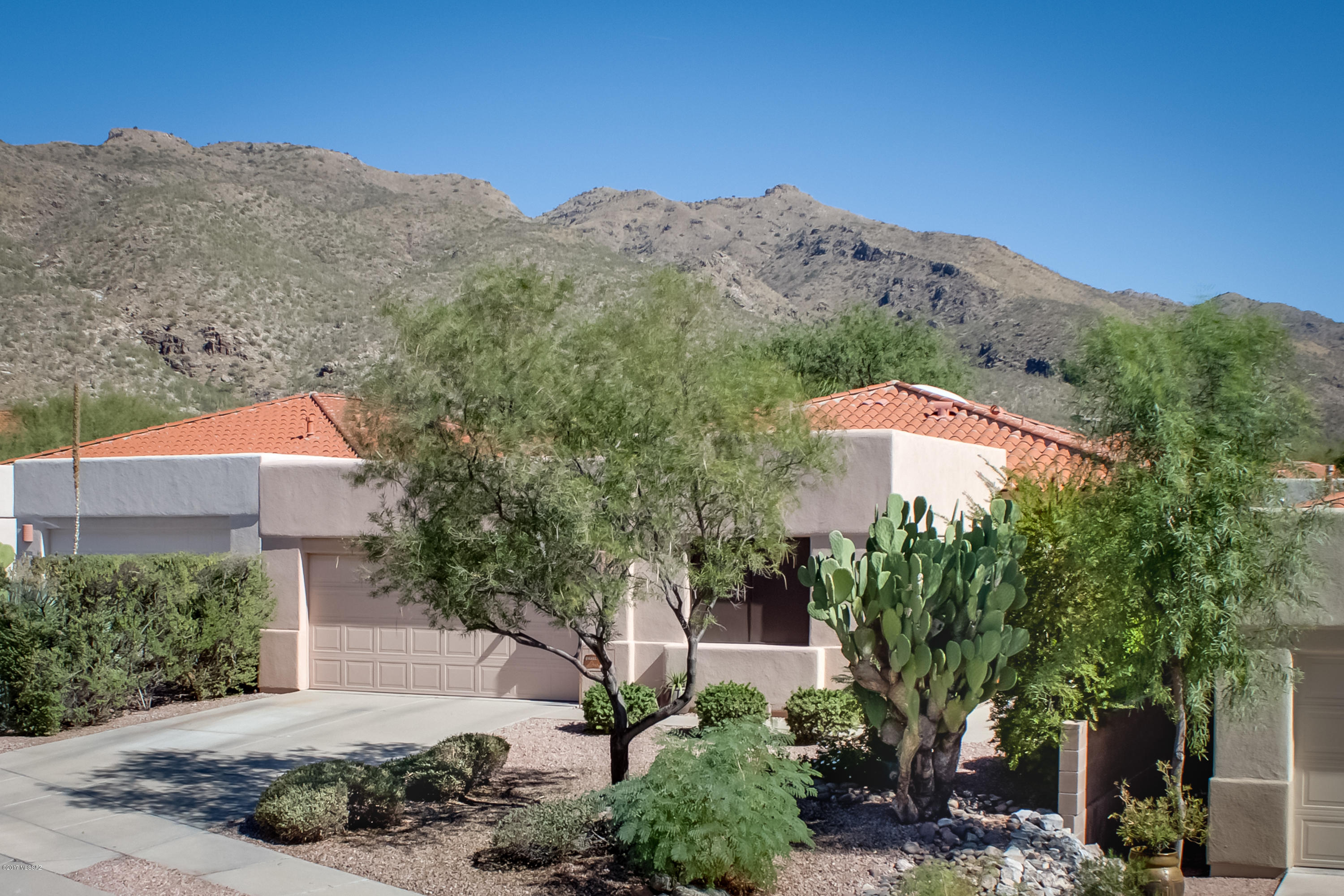 Fairway Vistas (1-27) - Residential