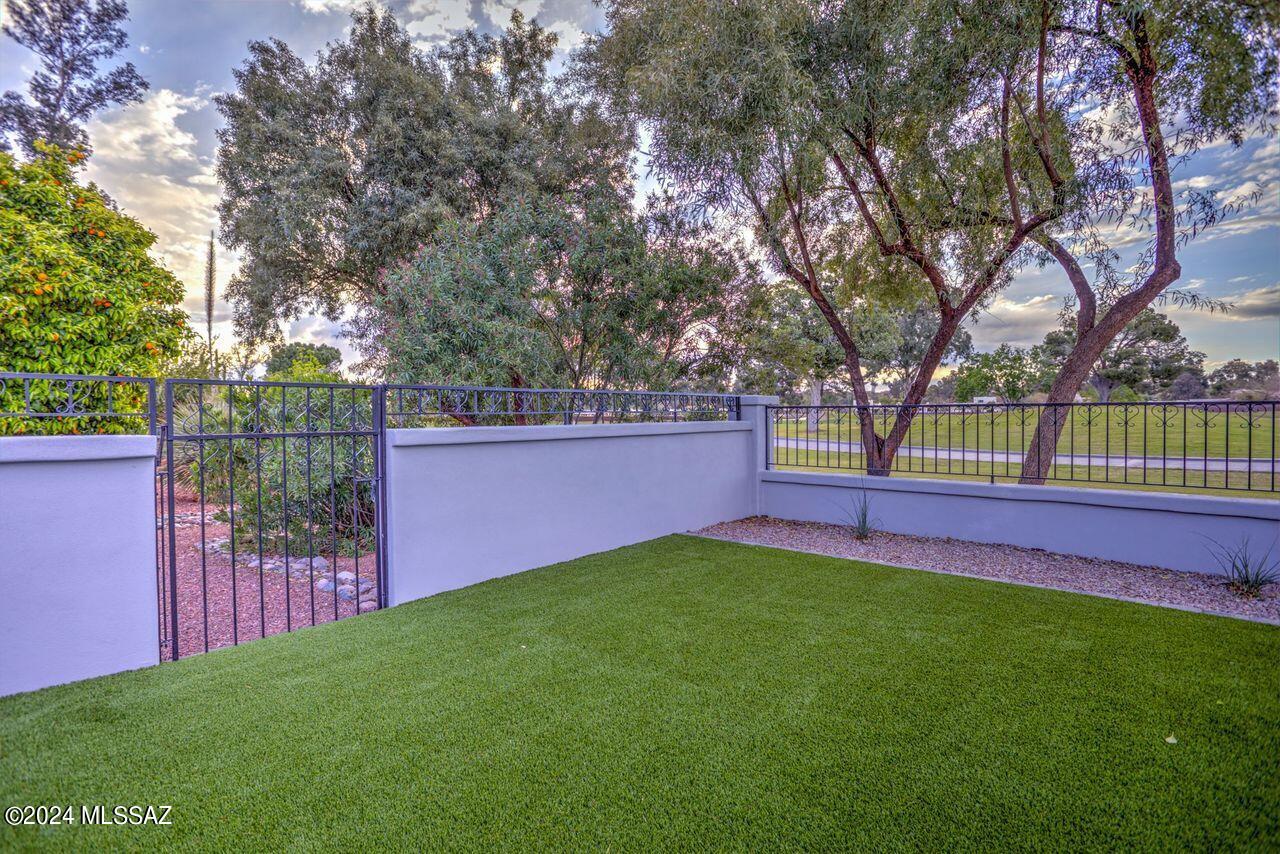 Tucson National Est - Residential