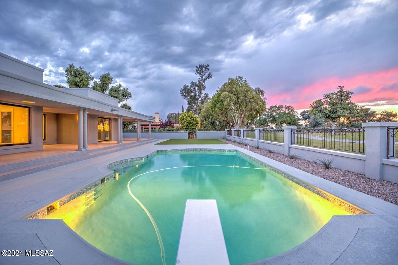 Tucson National Est - Residential