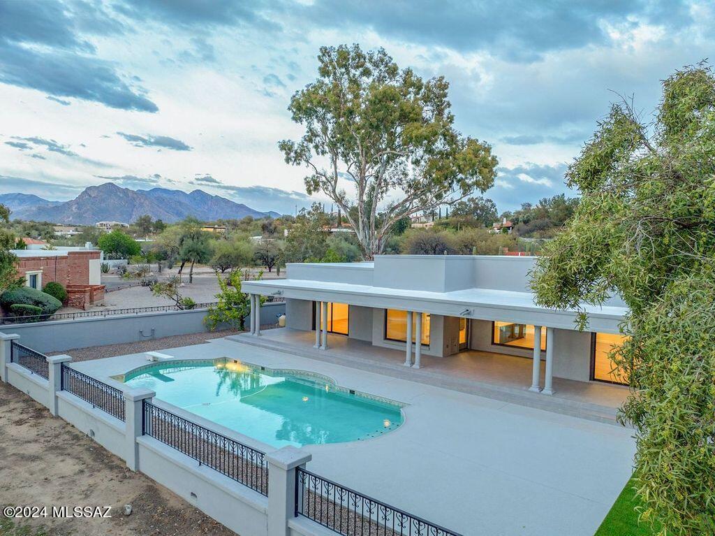 Tucson National Est - Residential