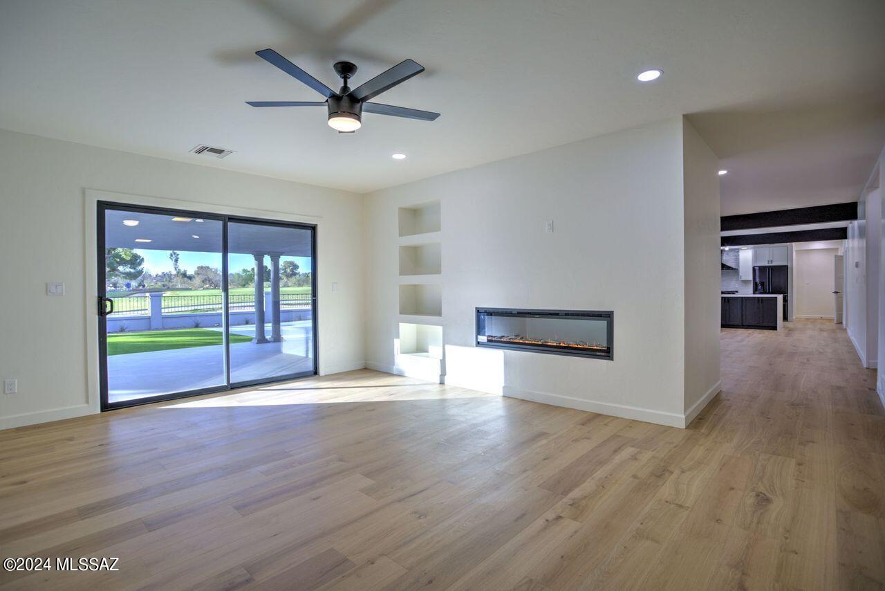 Tucson National Est - Residential