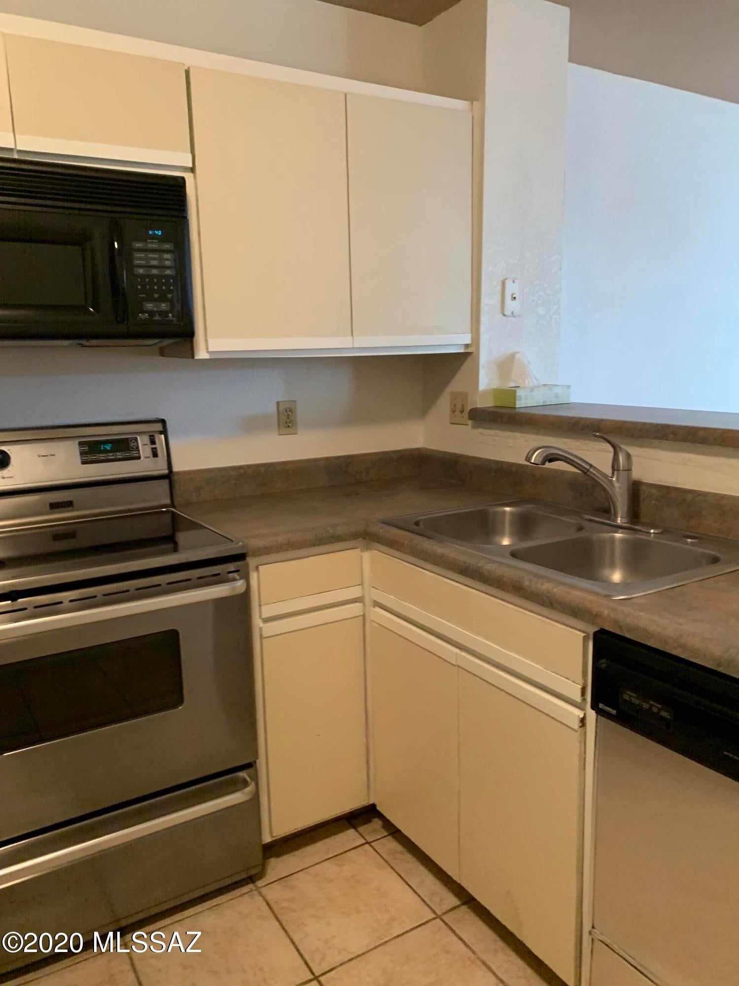 Coronado Place Condominiums - Residential Lease