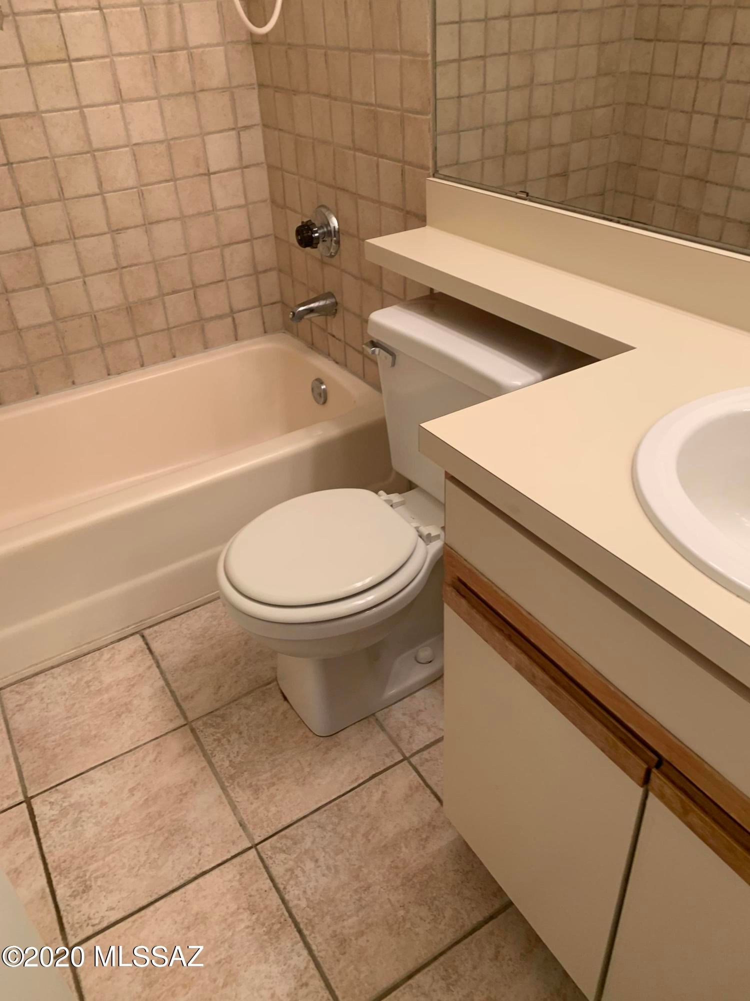 Coronado Place Condominiums - Residential Lease