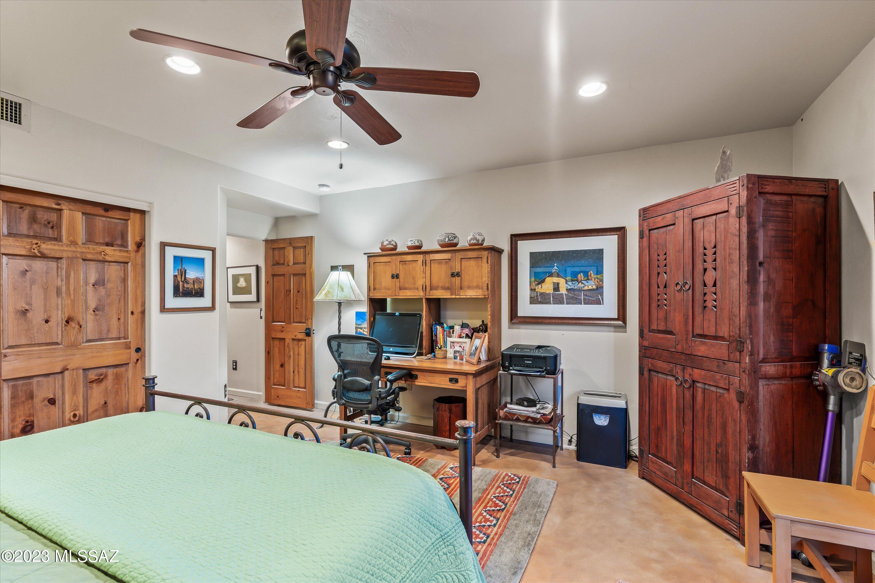 Coyote Creek (1-395) - Residential