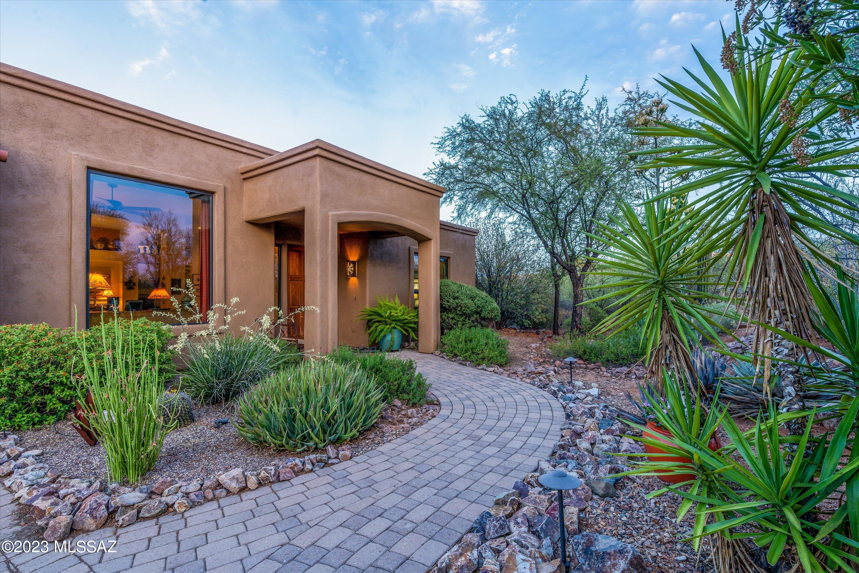 Coyote Creek (1-395) - Residential