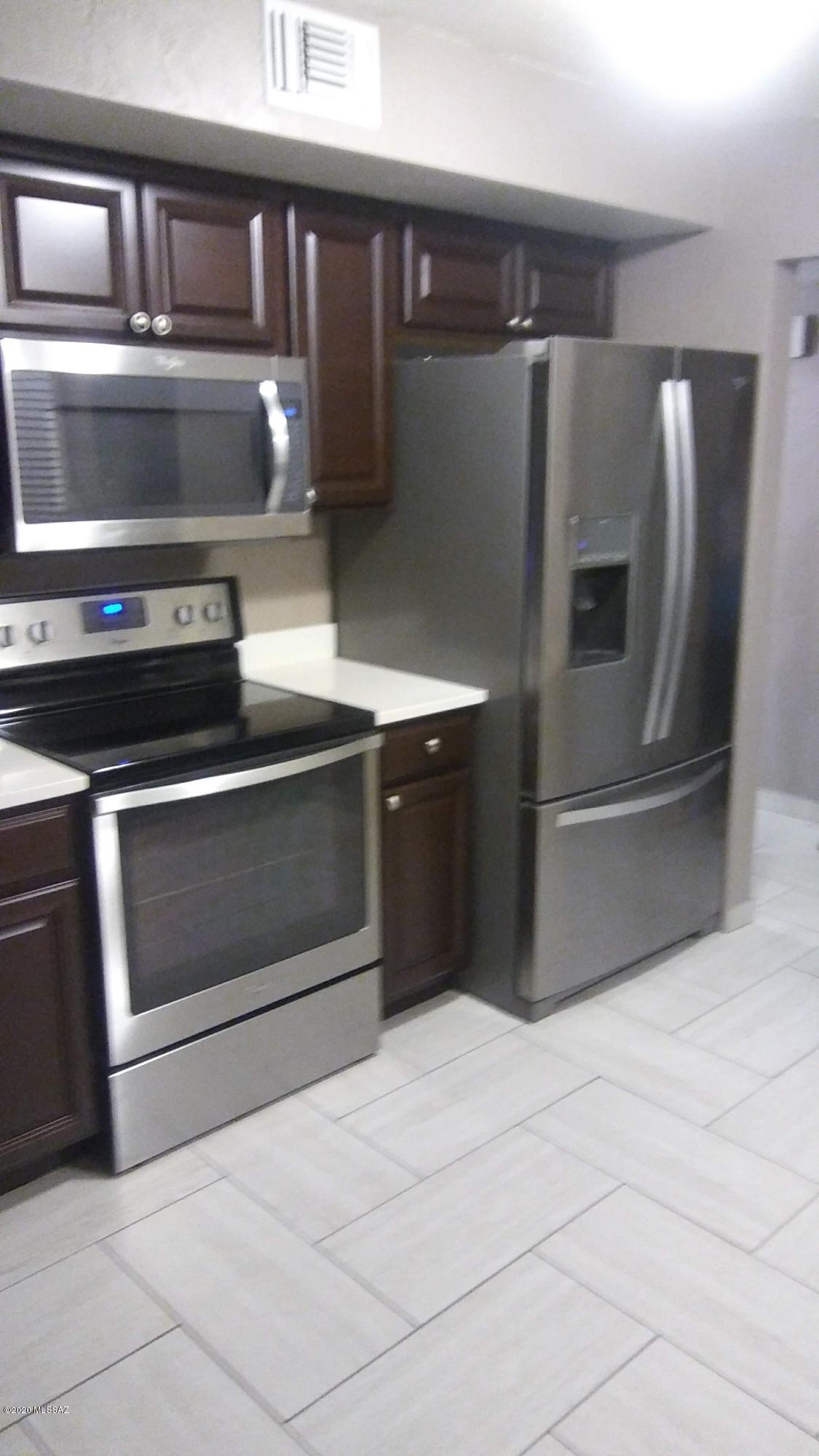 Sherwood Village Terrace (1-85) - Residential