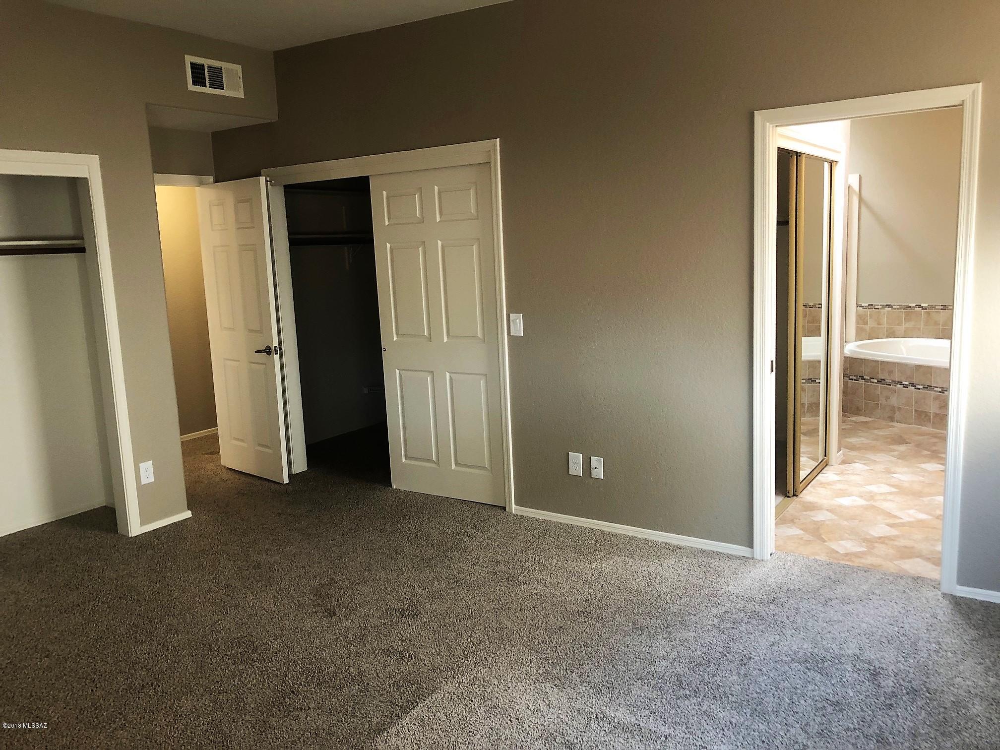 Sunrise Presidio East (1-87) - Residential Lease