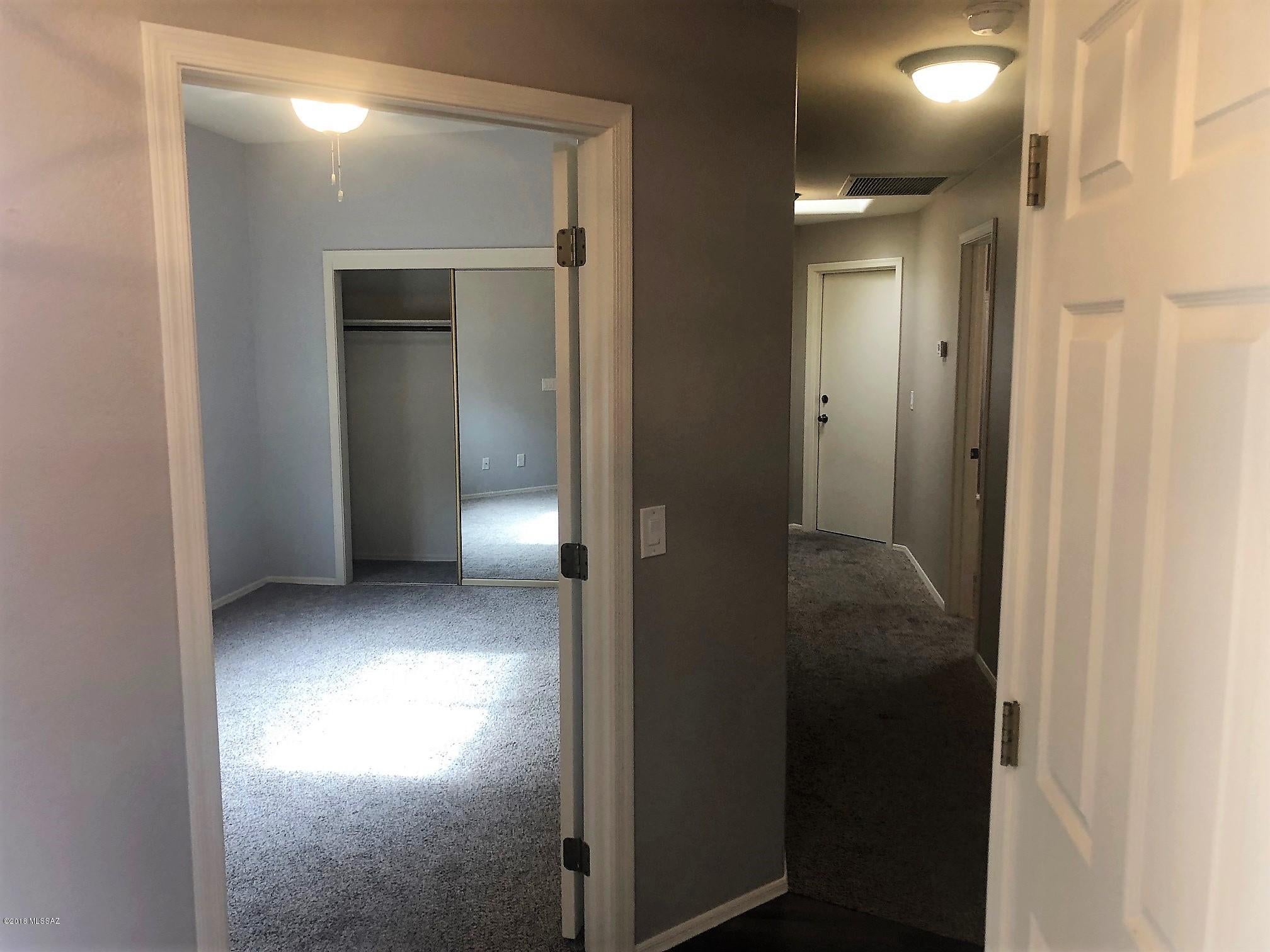 Sunrise Presidio East (1-87) - Residential Lease