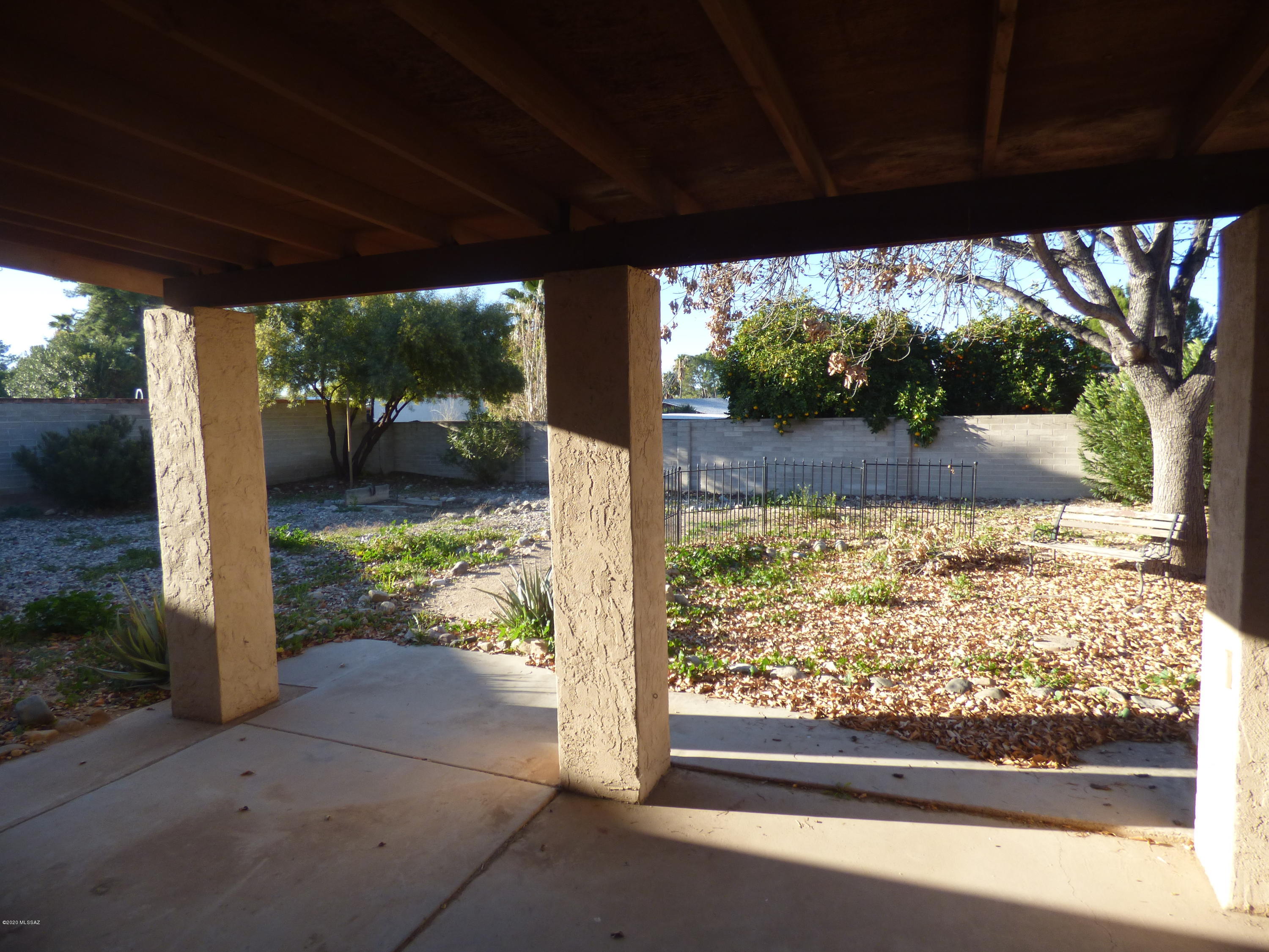 Rolling Hills - Residential Lease