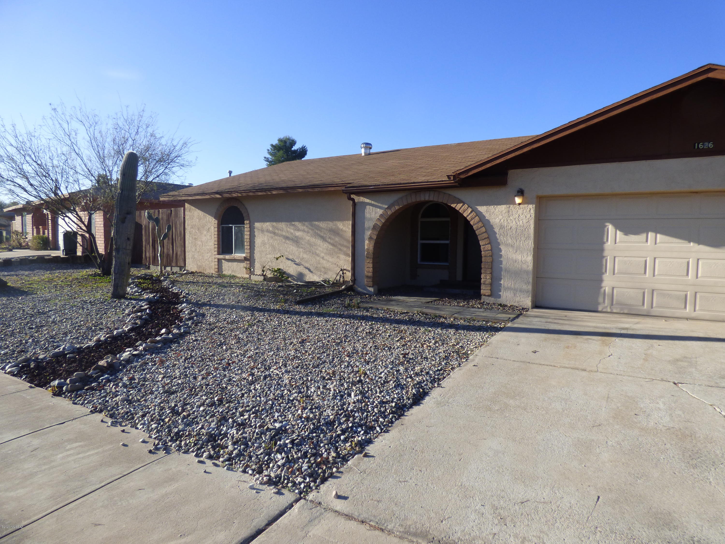 Rolling Hills - Residential Lease