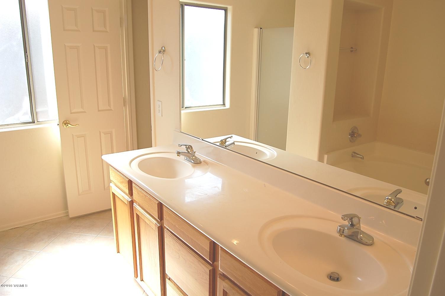 Sarnoff Ridge - Residential