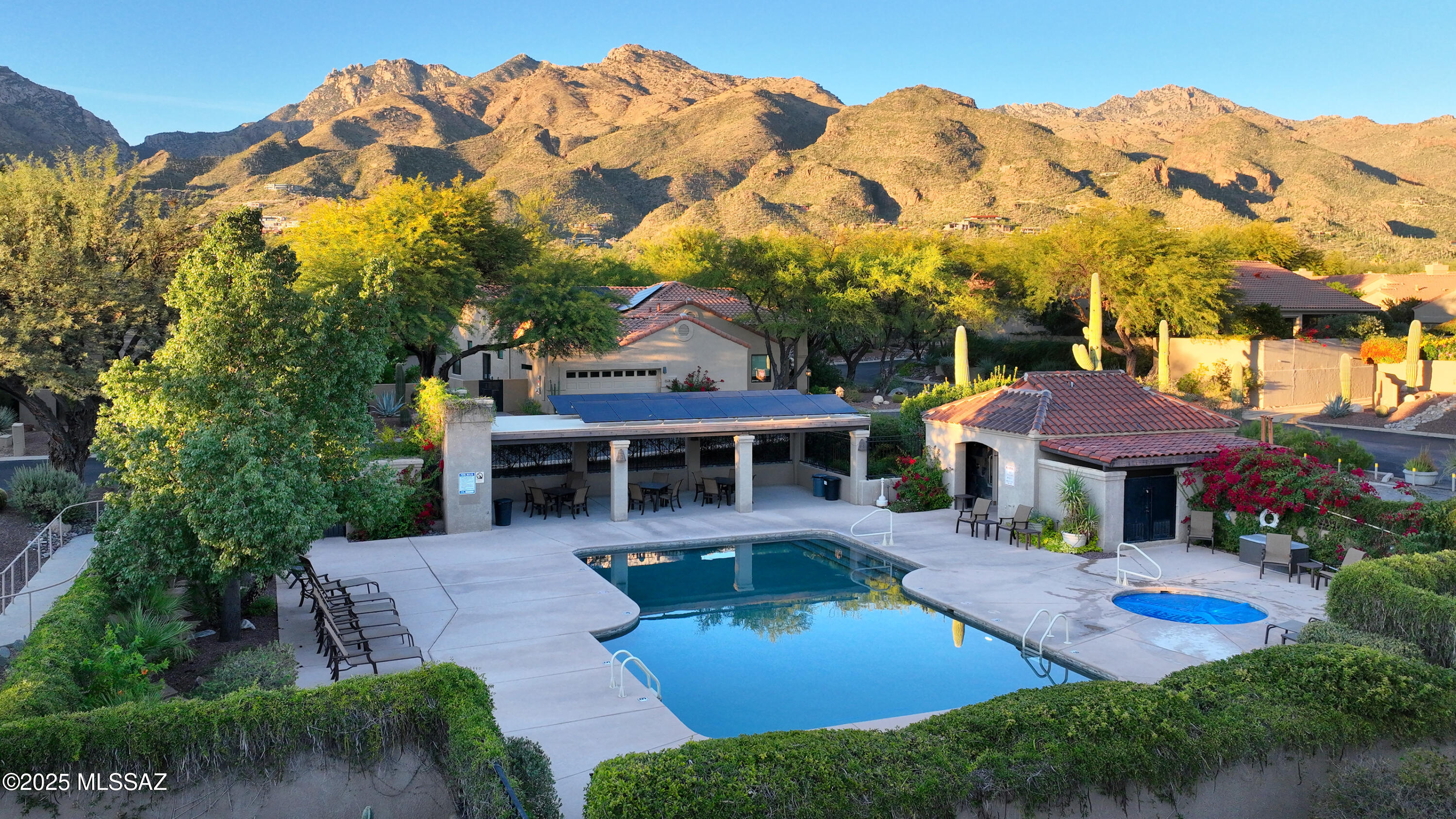 Ventana Canyon Golf Villas - Residential