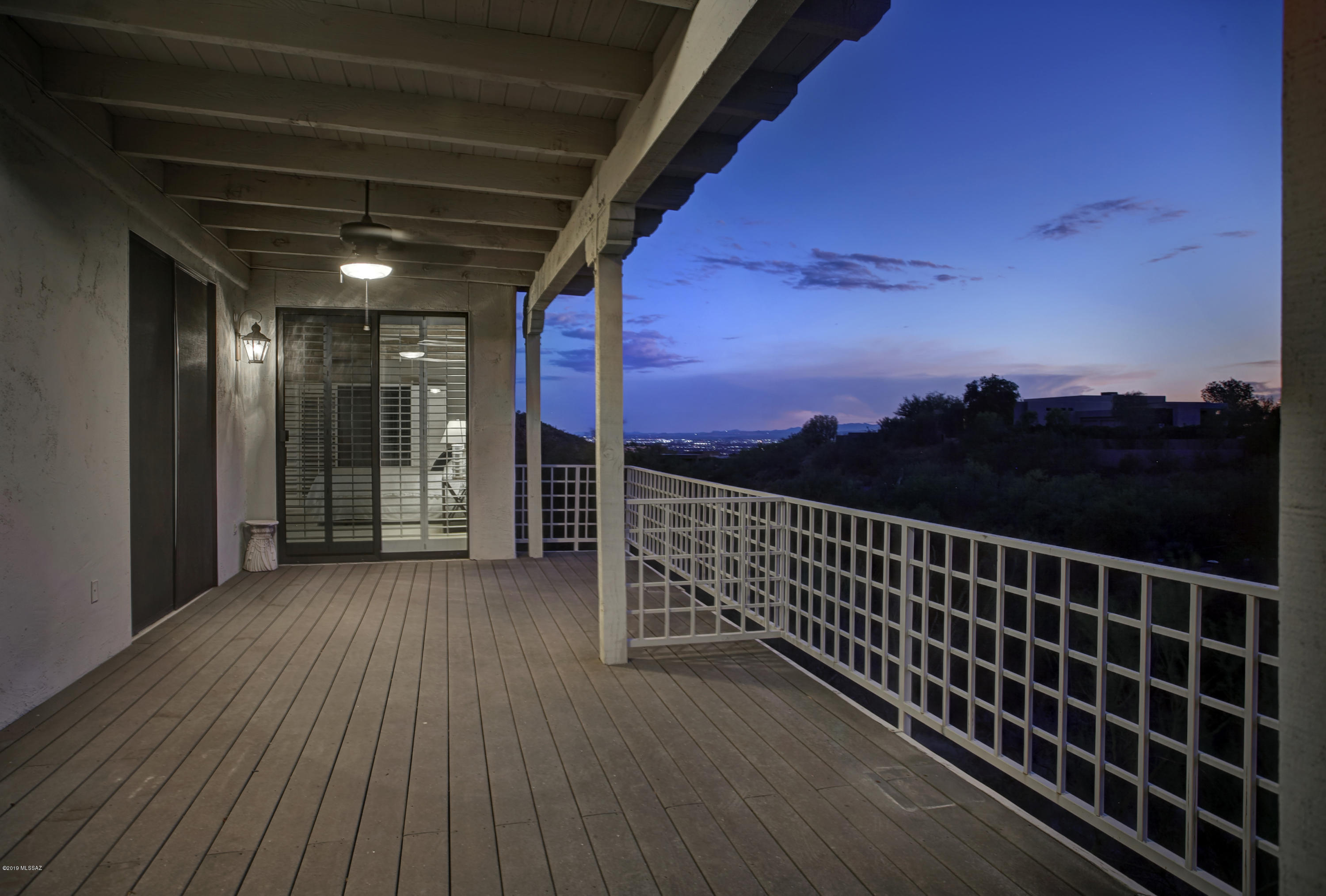 Finisterra (1-210) - Residential