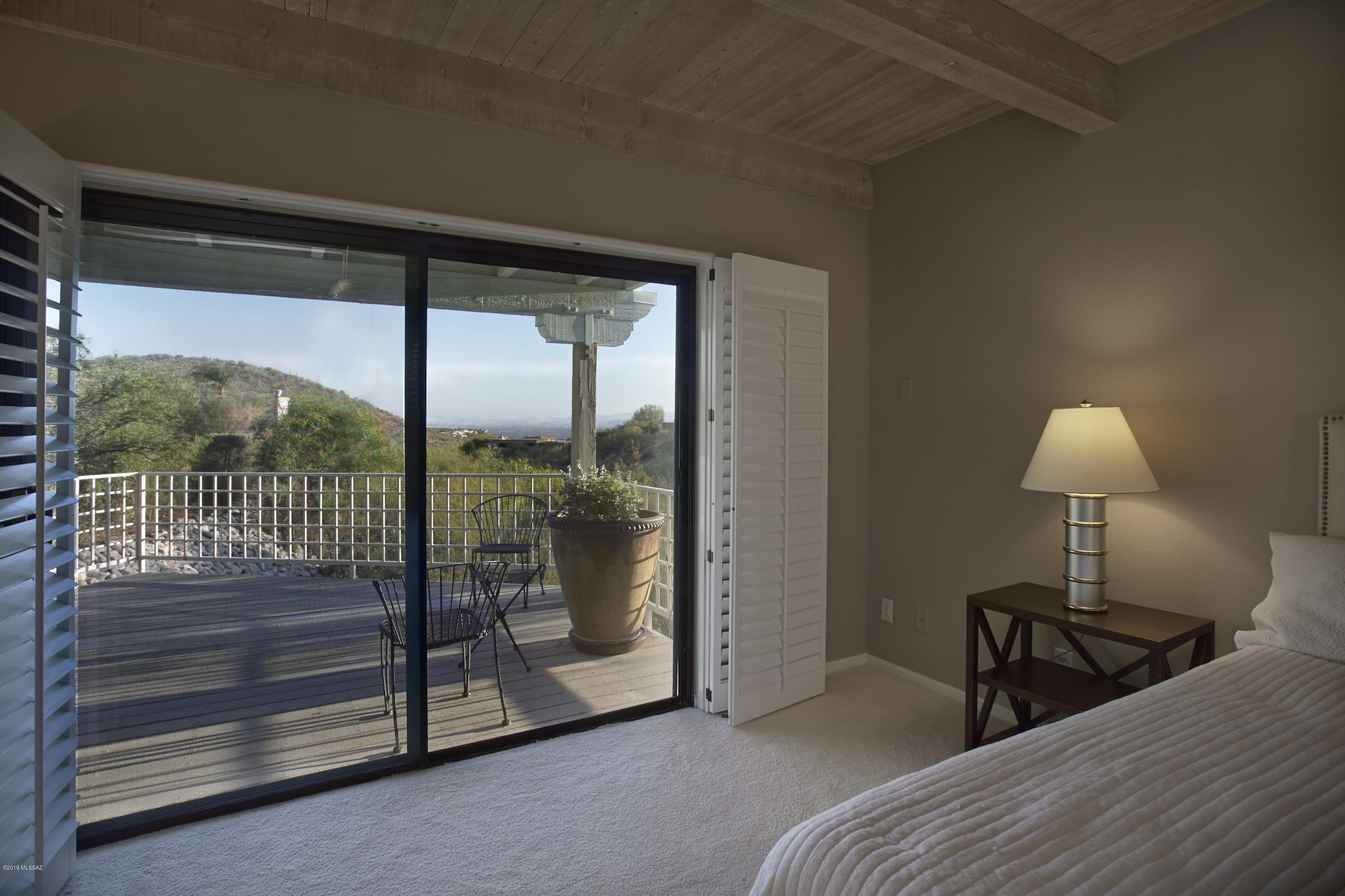 Finisterra (1-210) - Residential