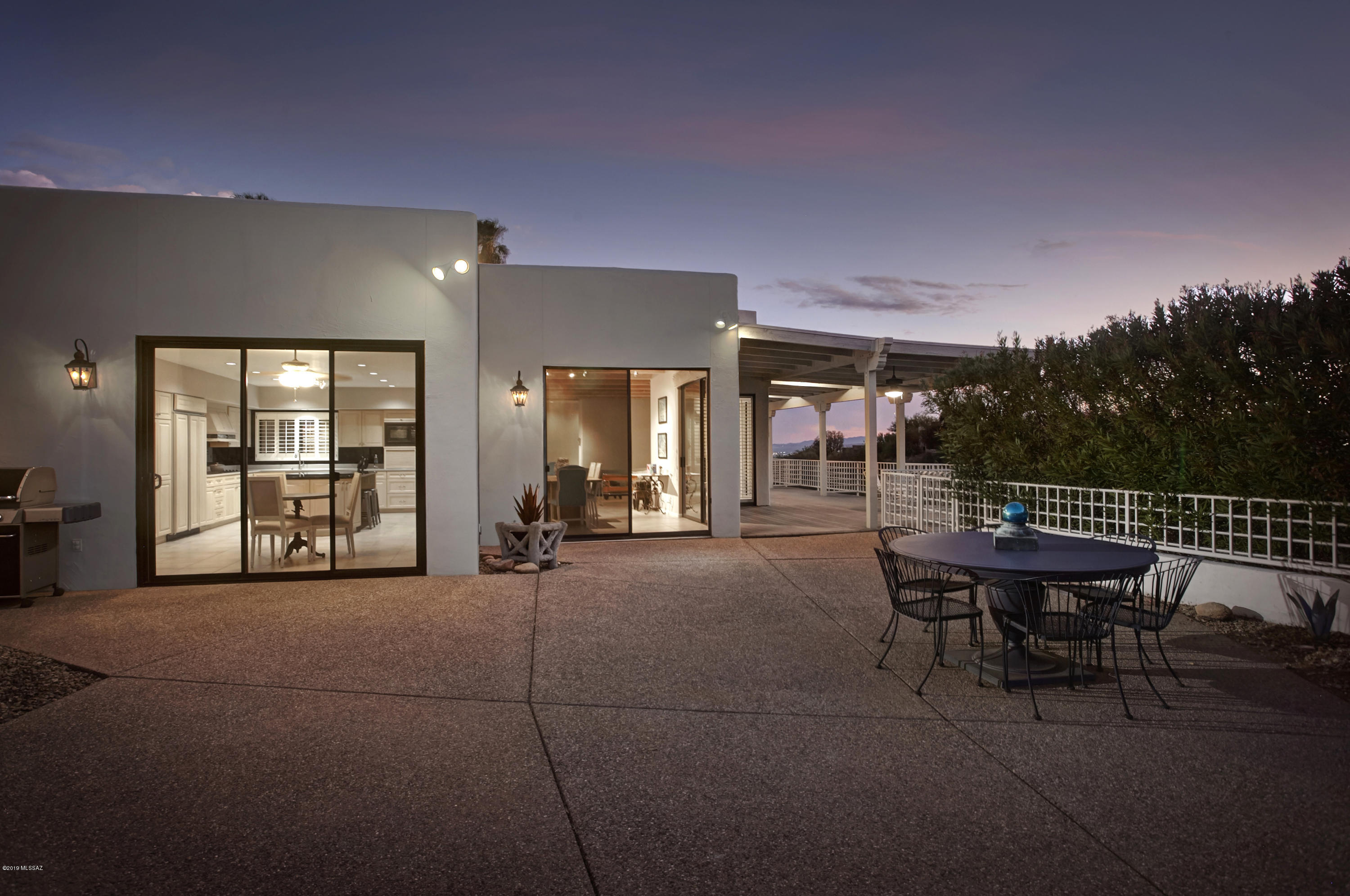 Finisterra (1-210) - Residential