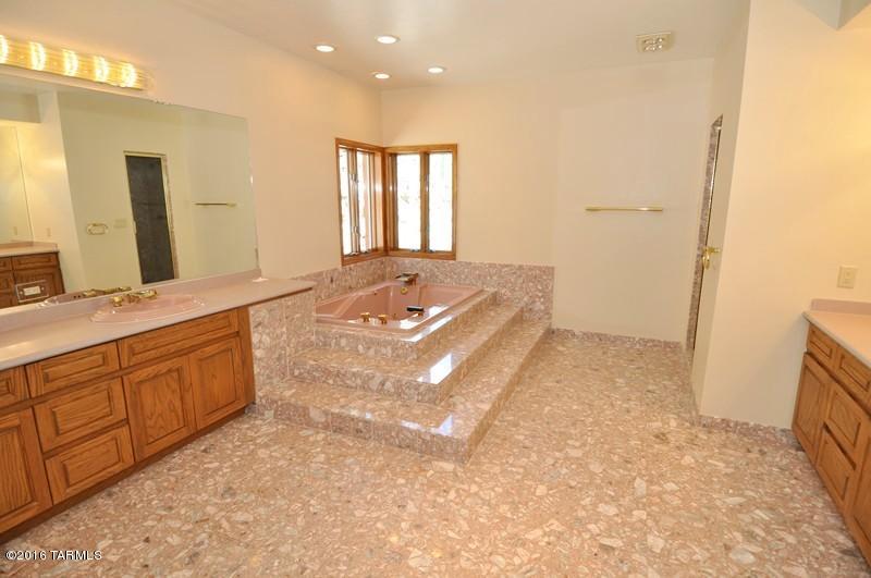 Ventana Canyon Mountain Estate (1-73) - Residential
