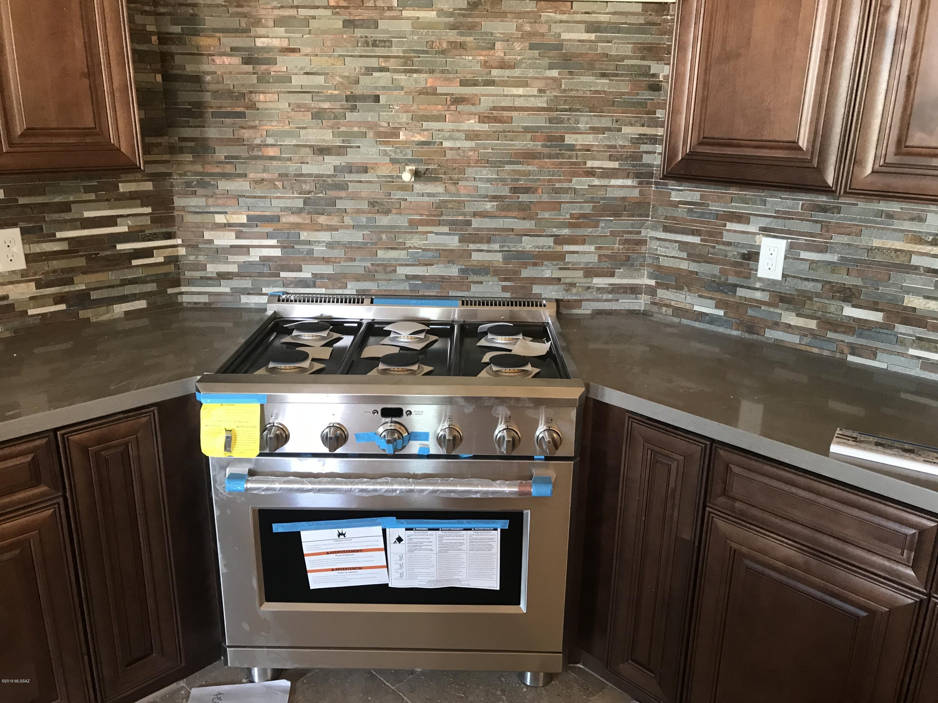 Coyote Creek (1-395) - Residential