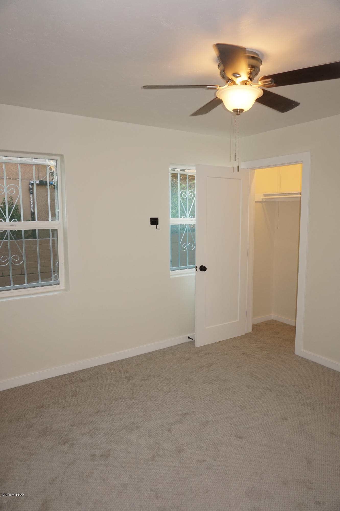 Country Club Manor - Residential