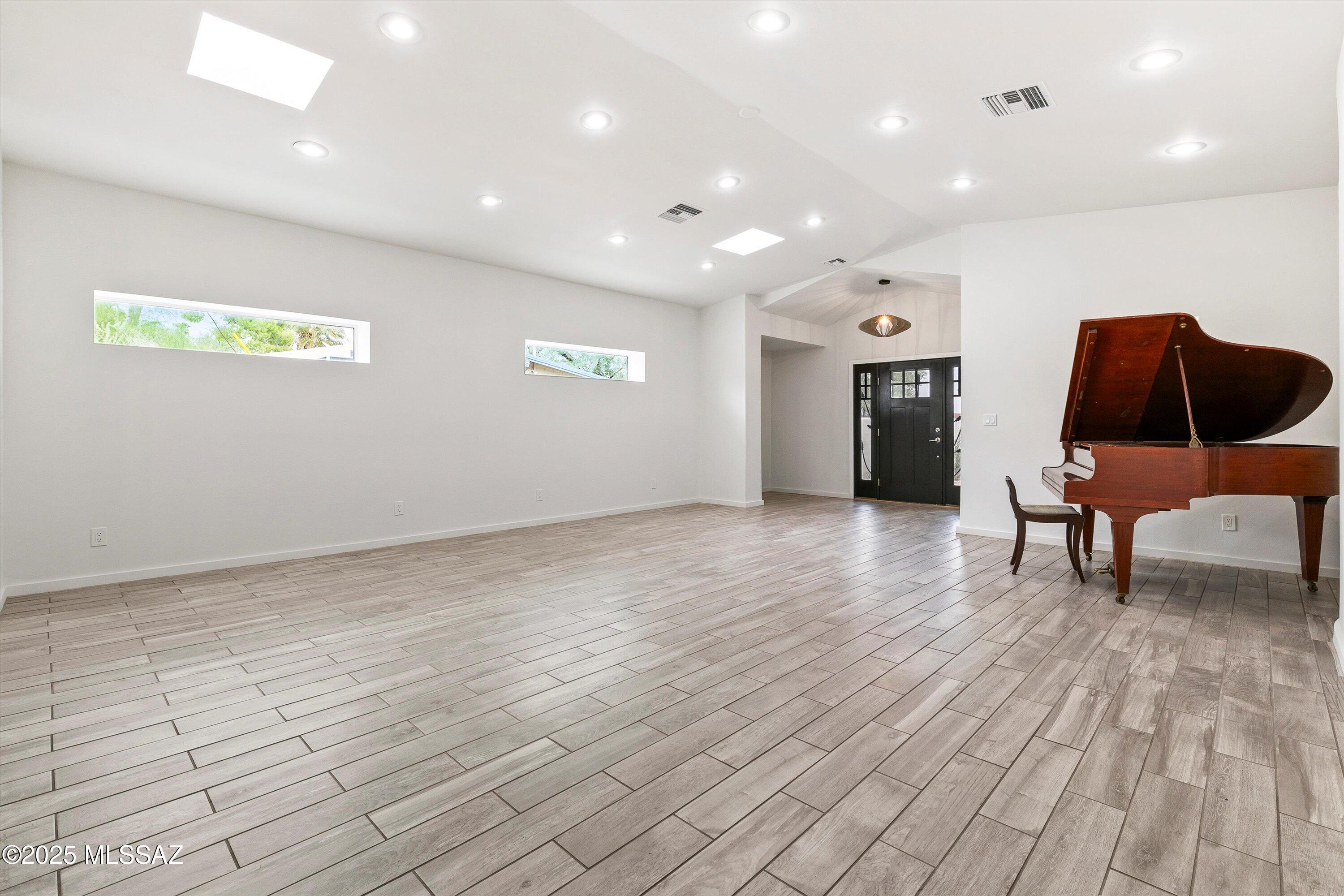Alta Vista (1-98) - Residential