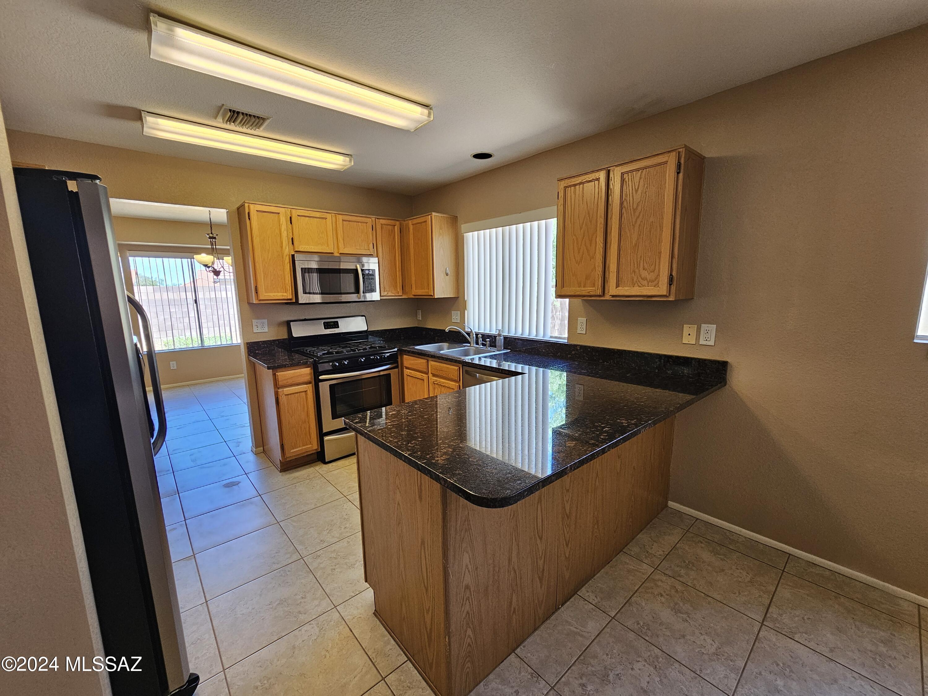 Stone Creek(1-41) - Residential Lease
