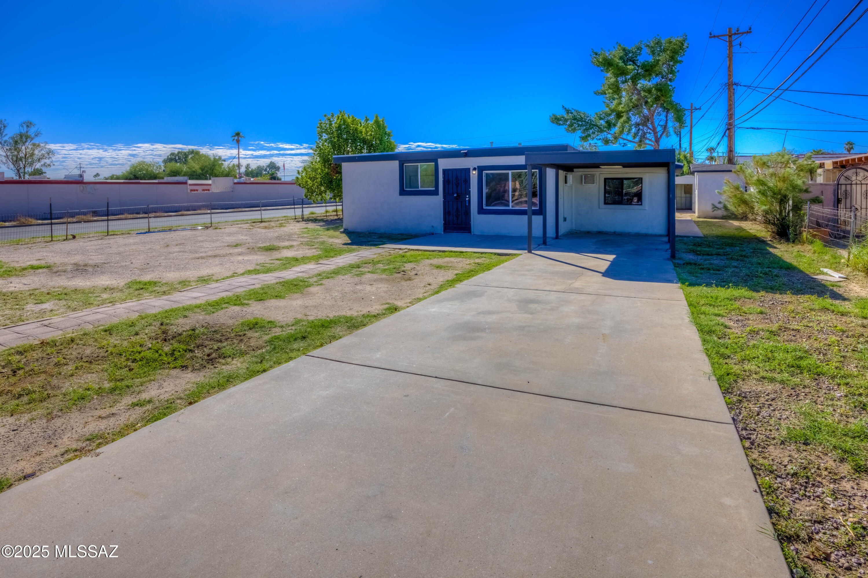 Price reduction! Newly remodeled and move-in ready, this gorgeous corner lot home is a must-see! This charming one-level, 3 bedroom, 2 bath residence has been completely updated with granite countertops, a new roof, and new windows for energy efficiency and peace of mind.

Enjoy a fresh interior with new paint, modern light fixtures, and a brand-new dishwasher. Both bathrooms have been beautifully remodeled.

The Freedom Homes neighborhood offers unbeatable convenience with easy freeway access for a quick commute, proximity to public transit, schools, and essential shopping and grocery stores just moments away.

Don't miss this impeccable property!