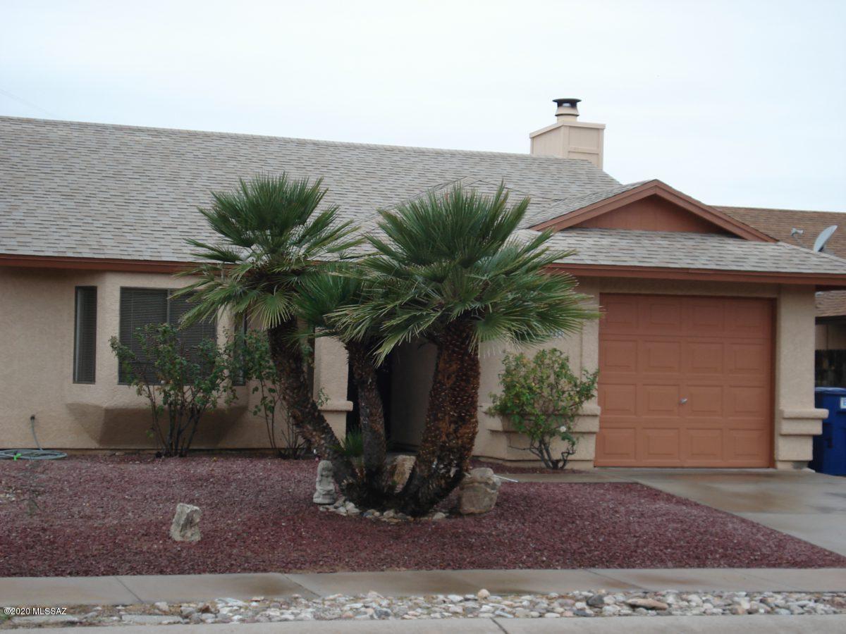 Fairway Villas (1-70) - Residential