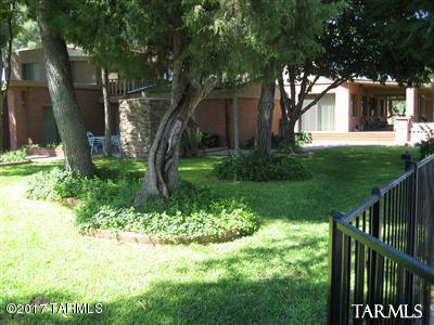 Tanque Verde Estates (1-71) - Residential