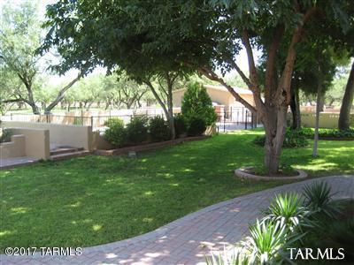 Tanque Verde Estates (1-71) - Residential